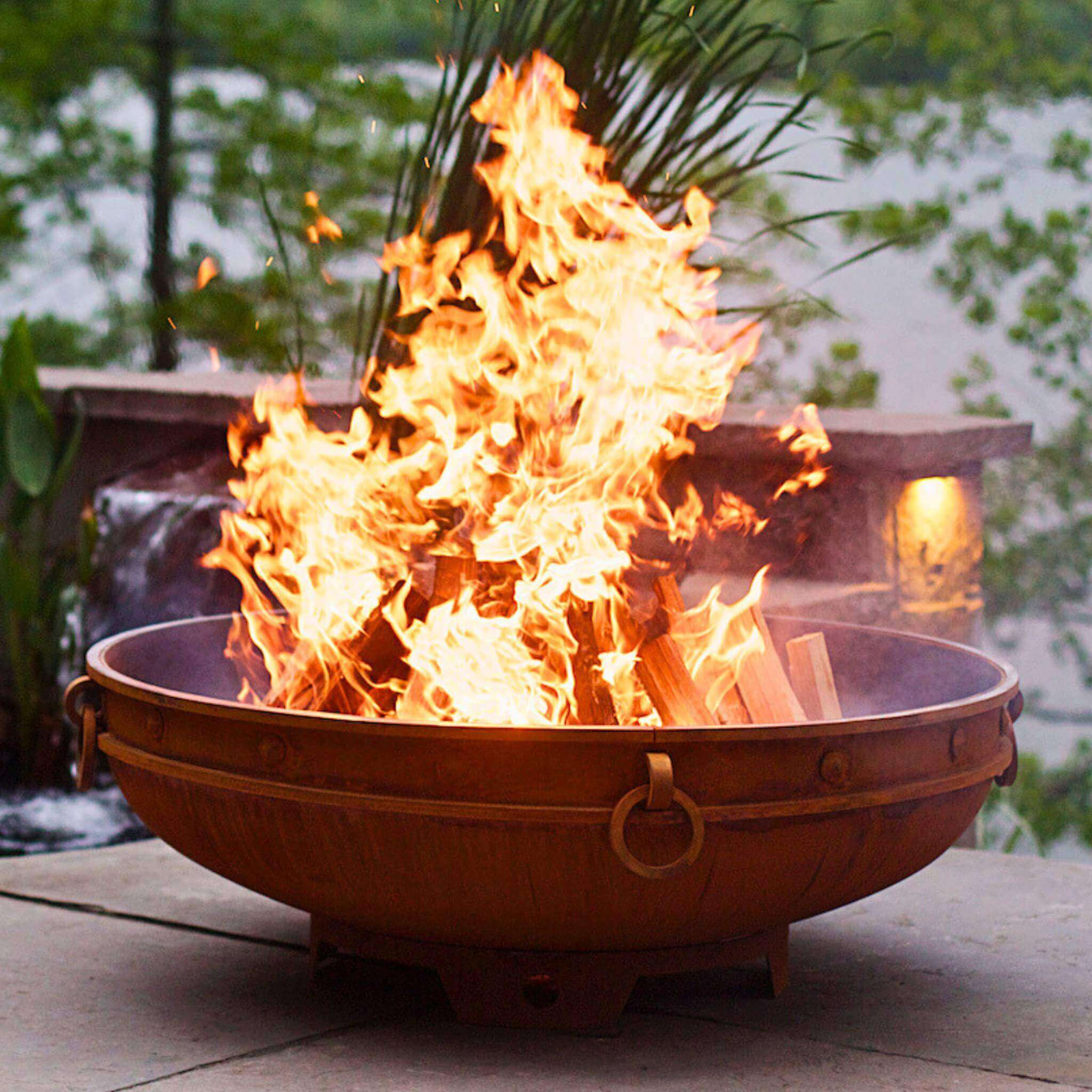 "Emperor" Gas Fire Pit in Steel - Fire Pit Art
