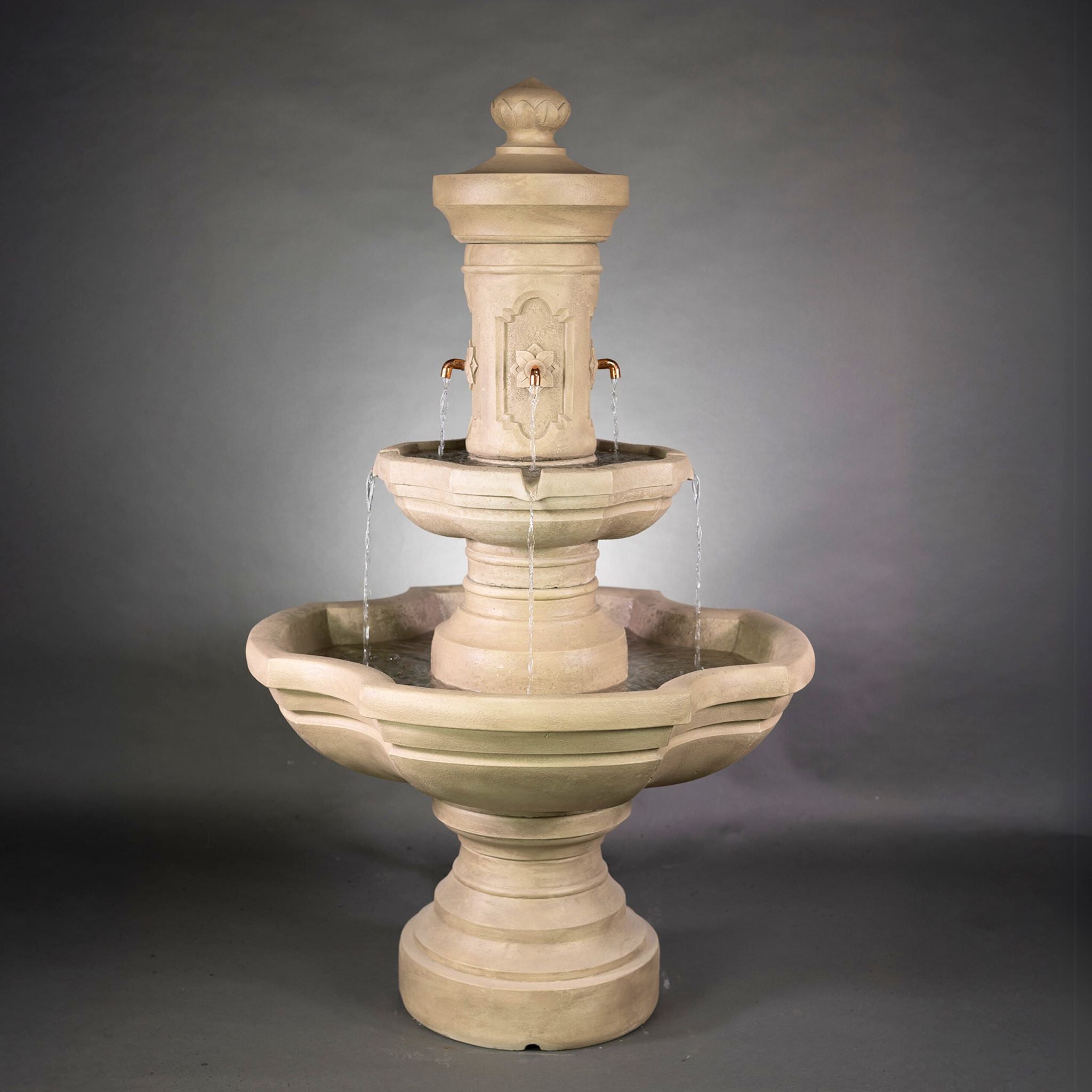Ravello Courtyard Concrete Fountain - Giannini #1848
