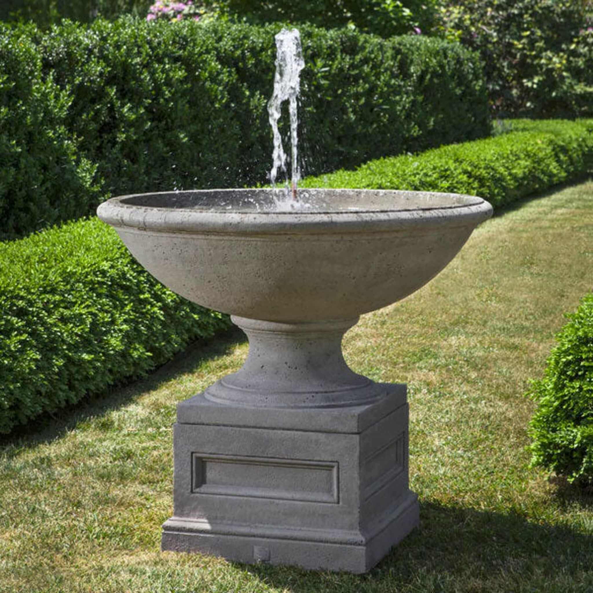 Condotti Concrete Fountain - Campania #FT280