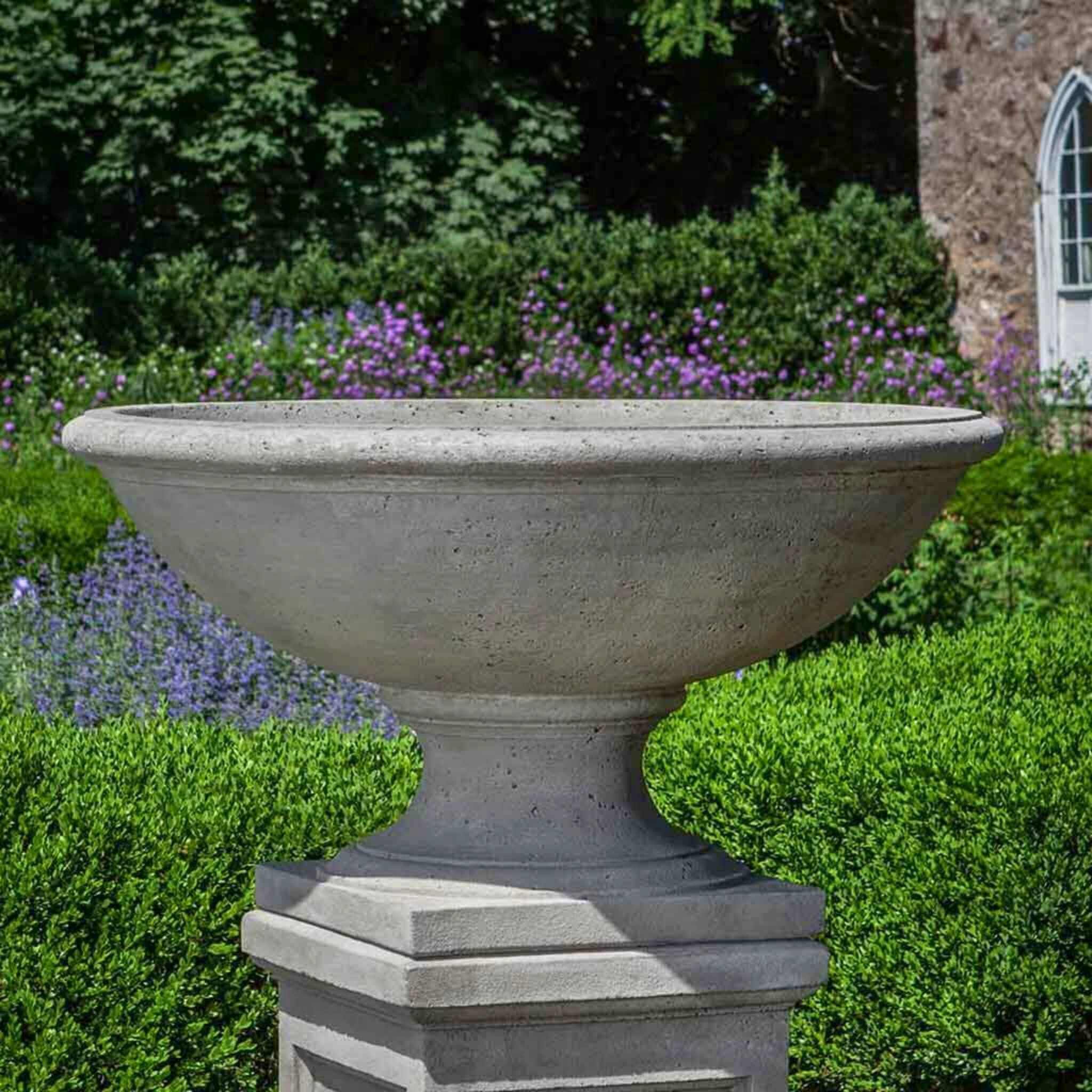 Beauport Concrete Urn Planter - Campania #P713