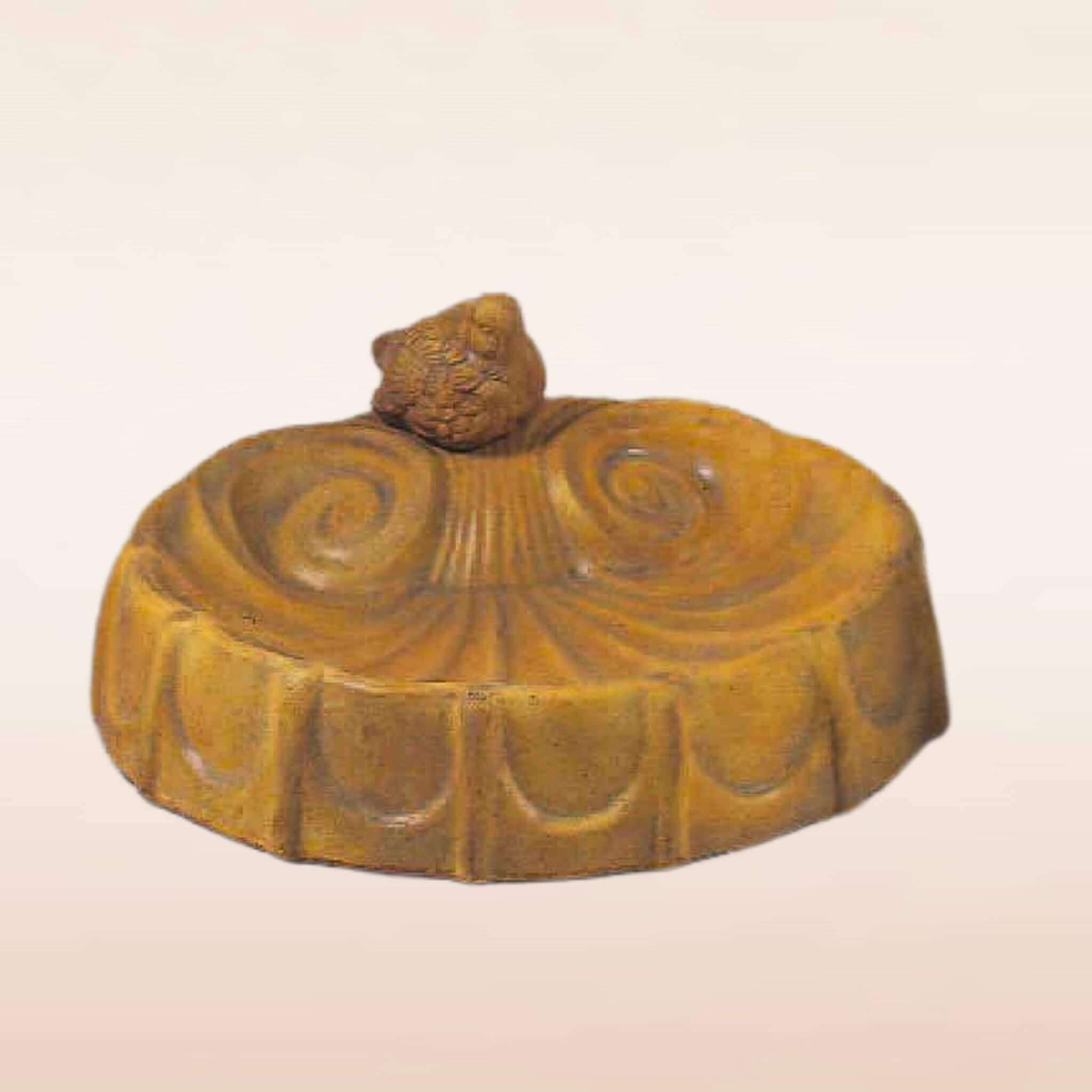 "Shell with Bird" Concrete Bird Bath - Giannini #401