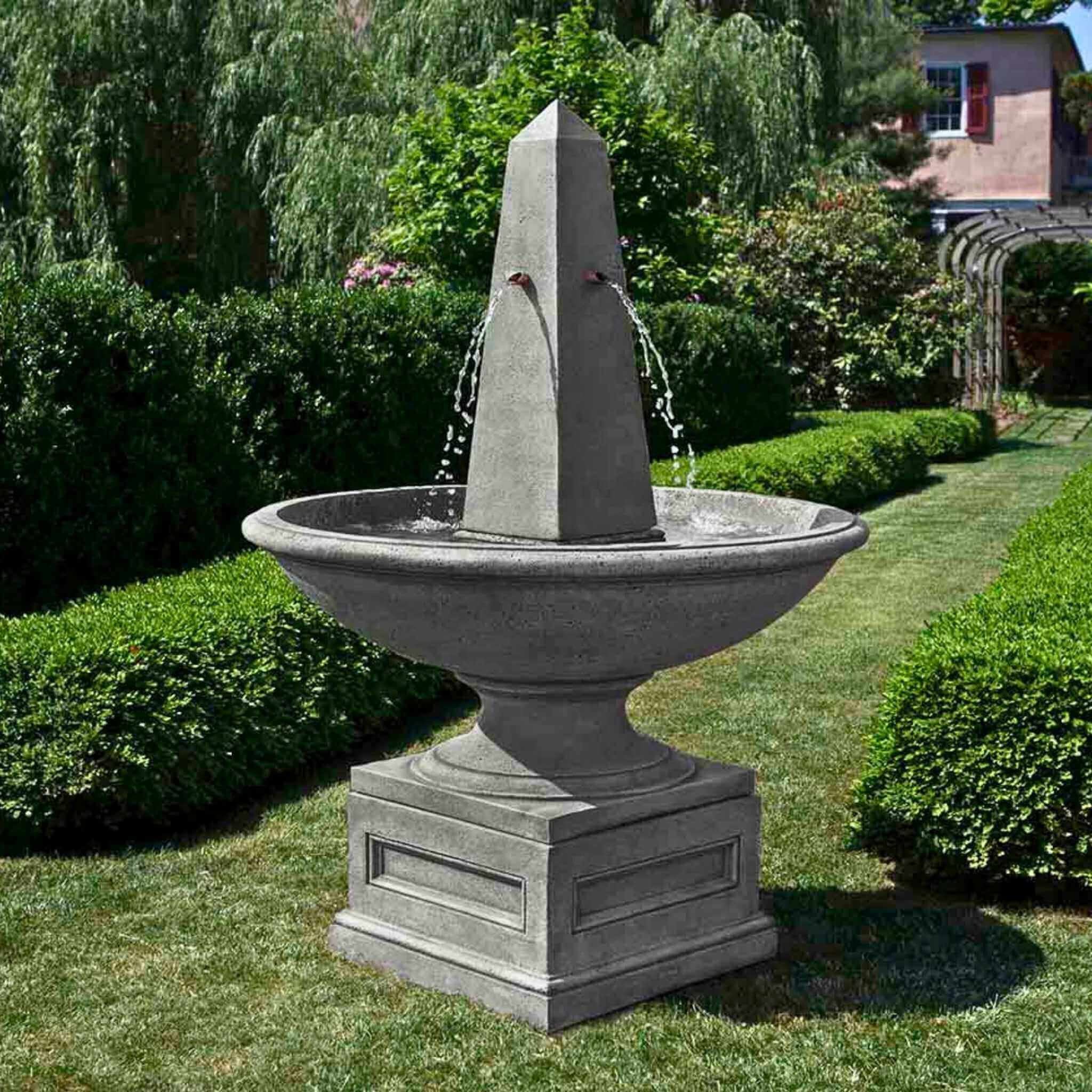 Condotti Obelisk Concrete Fountain - Campania #FT293