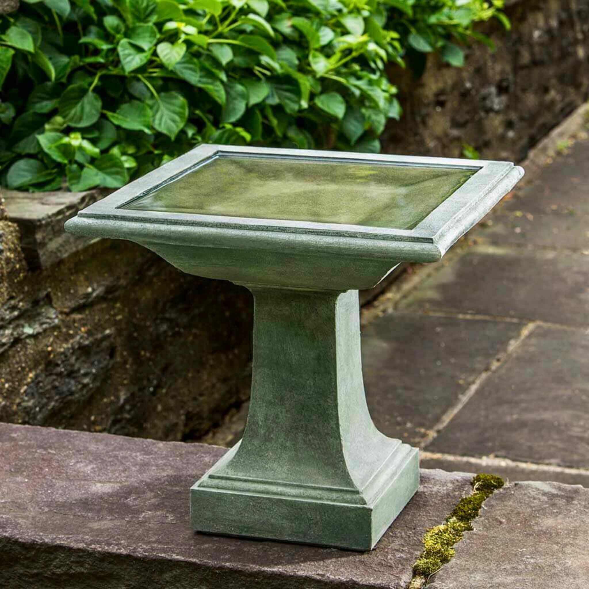Avery Concrete Bird Bath - Campania #B153