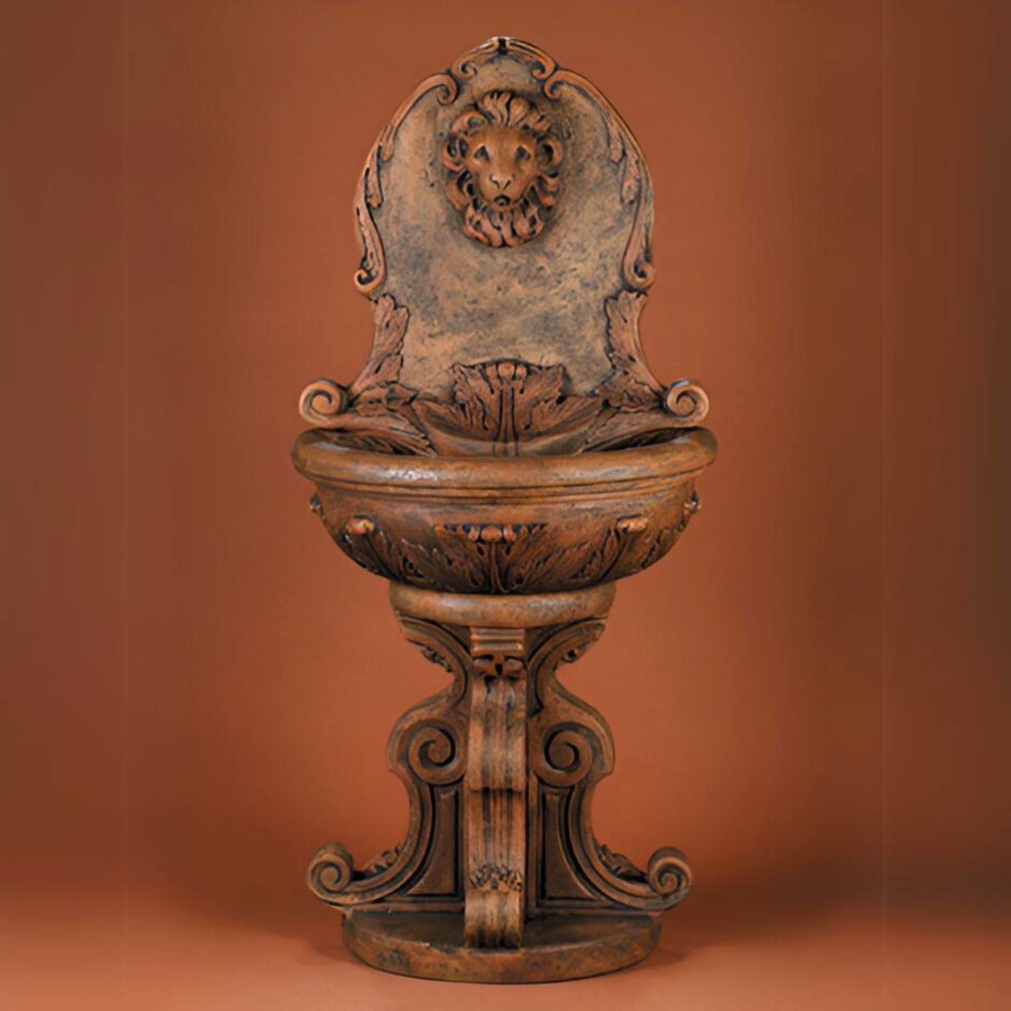 Classic Lion Concrete Wall Fountain - Fiore #2062