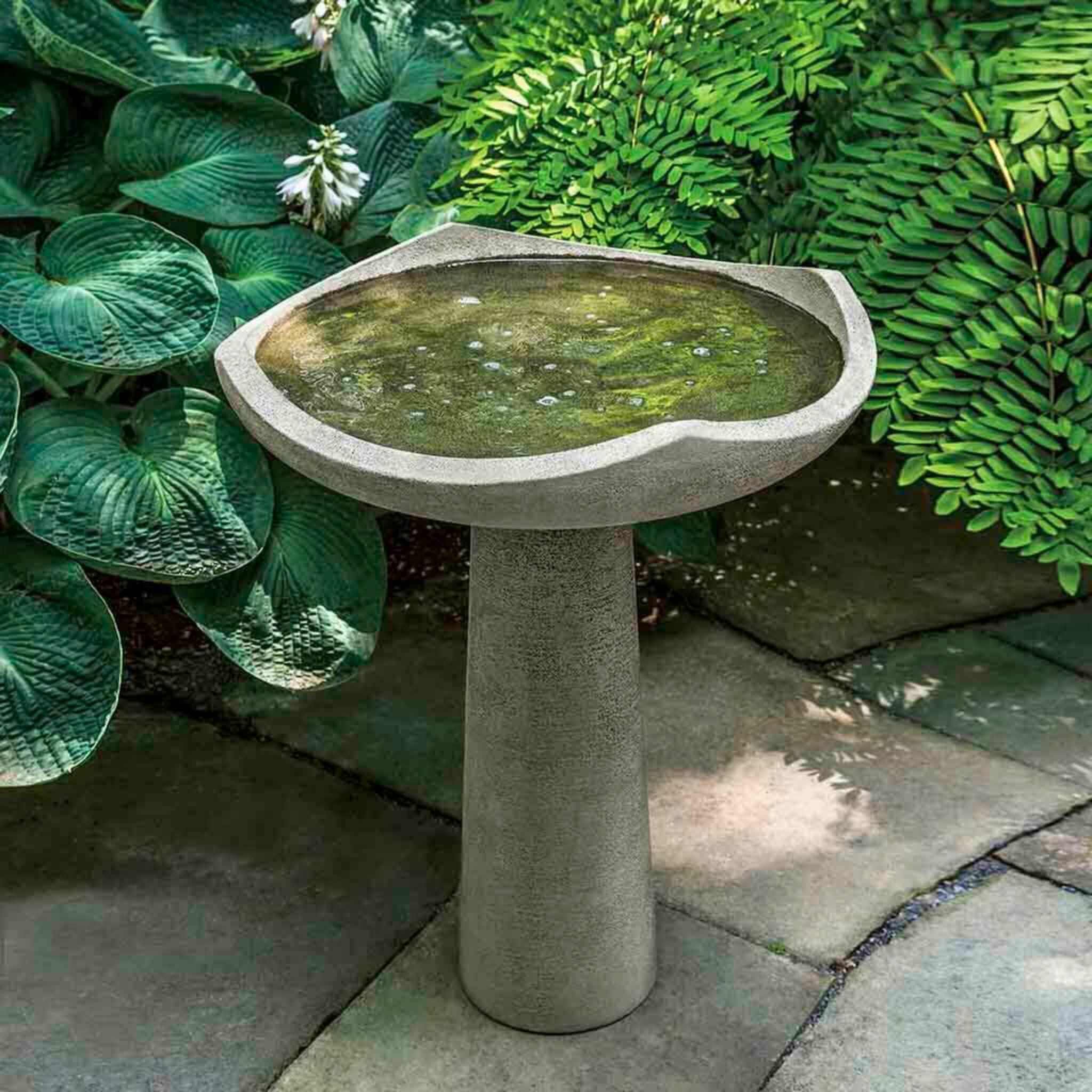 Oslo Medium Concrete Bird Bath - Campania #B189