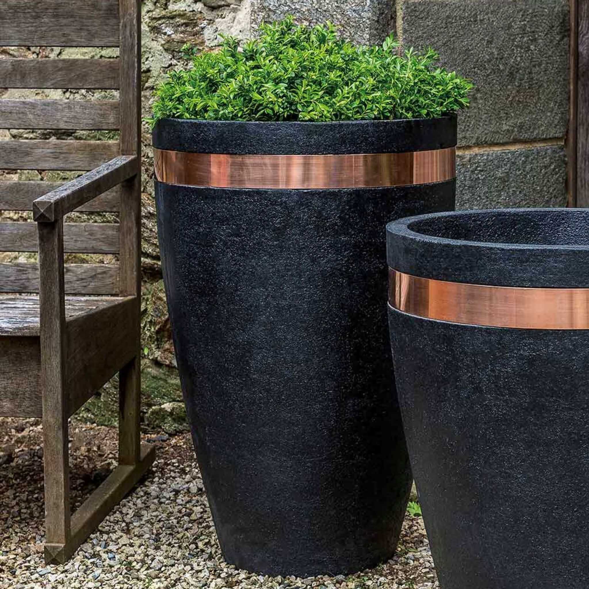 Moderne Tapered Tall Concrete Planter - Campania #P866
