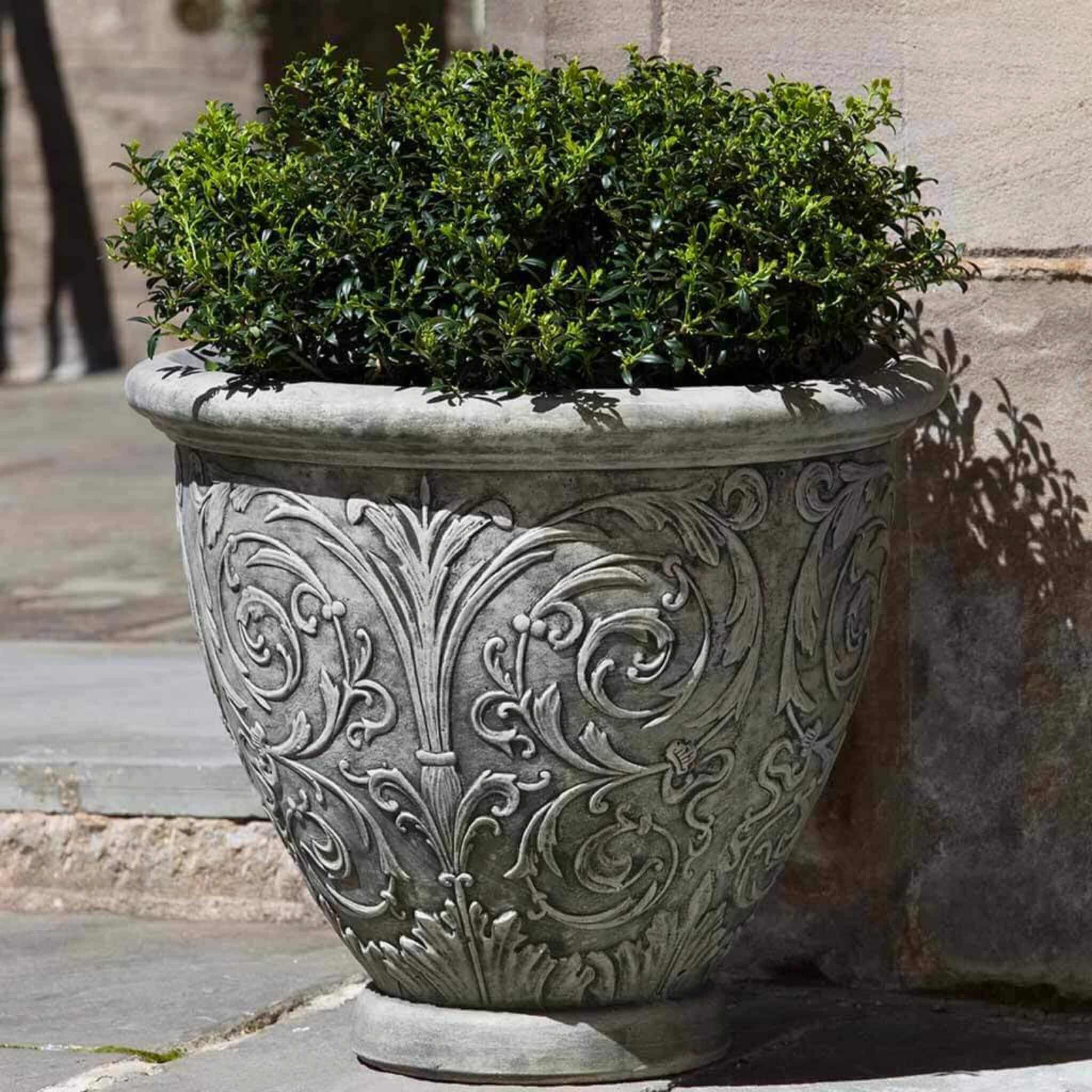 Arabesque Small Concrete Planter - Campania #P521