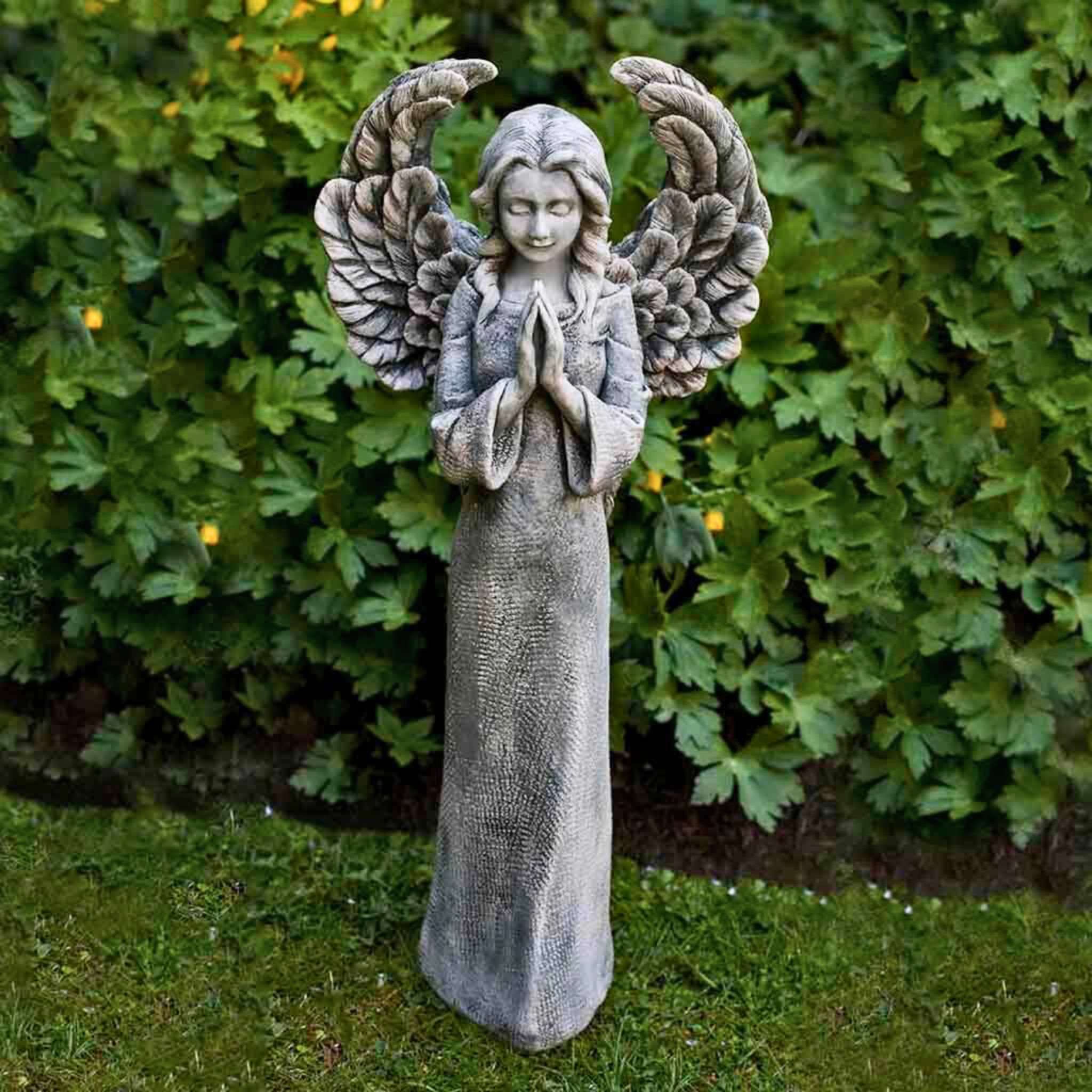 Fiona's Angel Concrete Garden Statue - Campania #R114