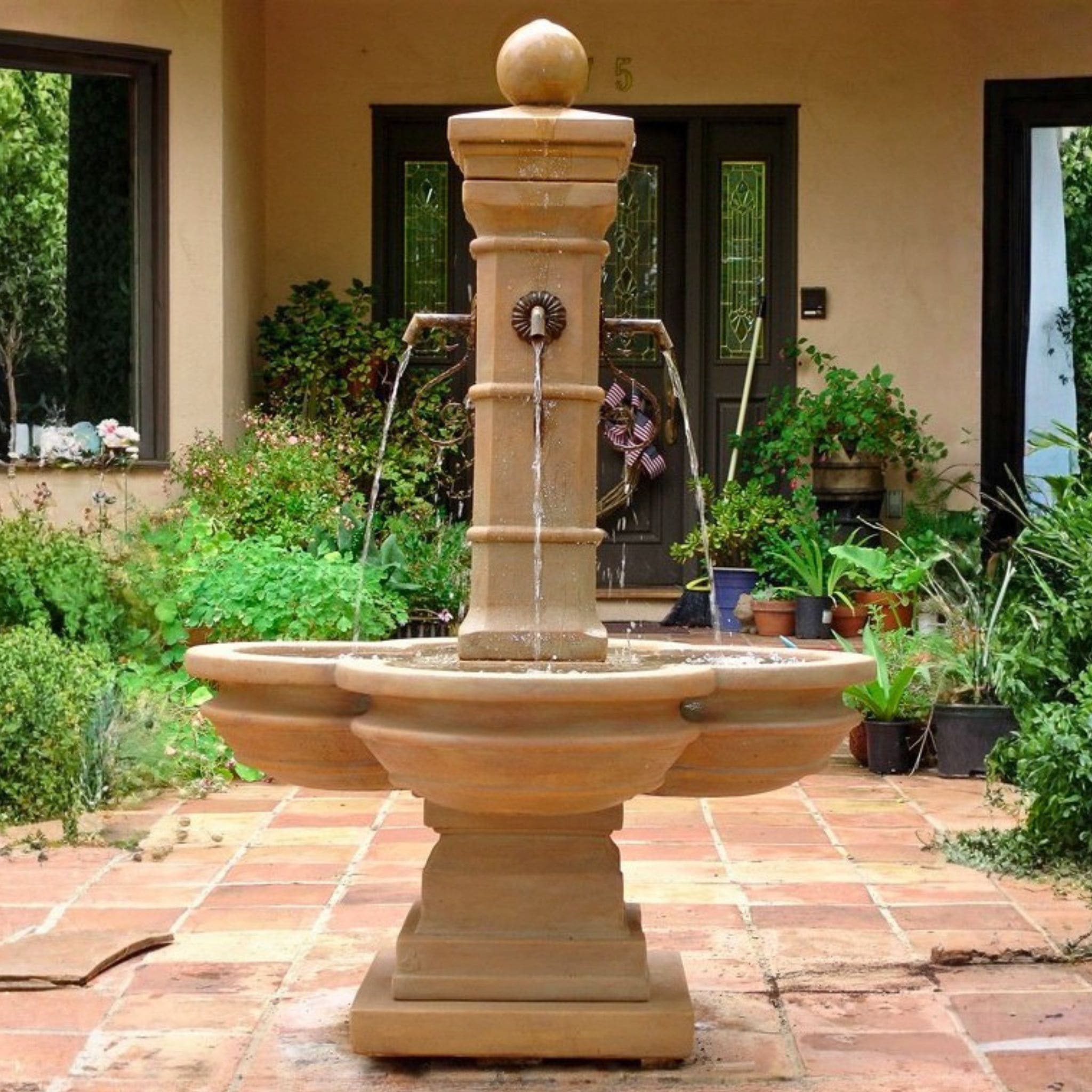 Grand Avignon Courtyard Fountain - Giannini #1595