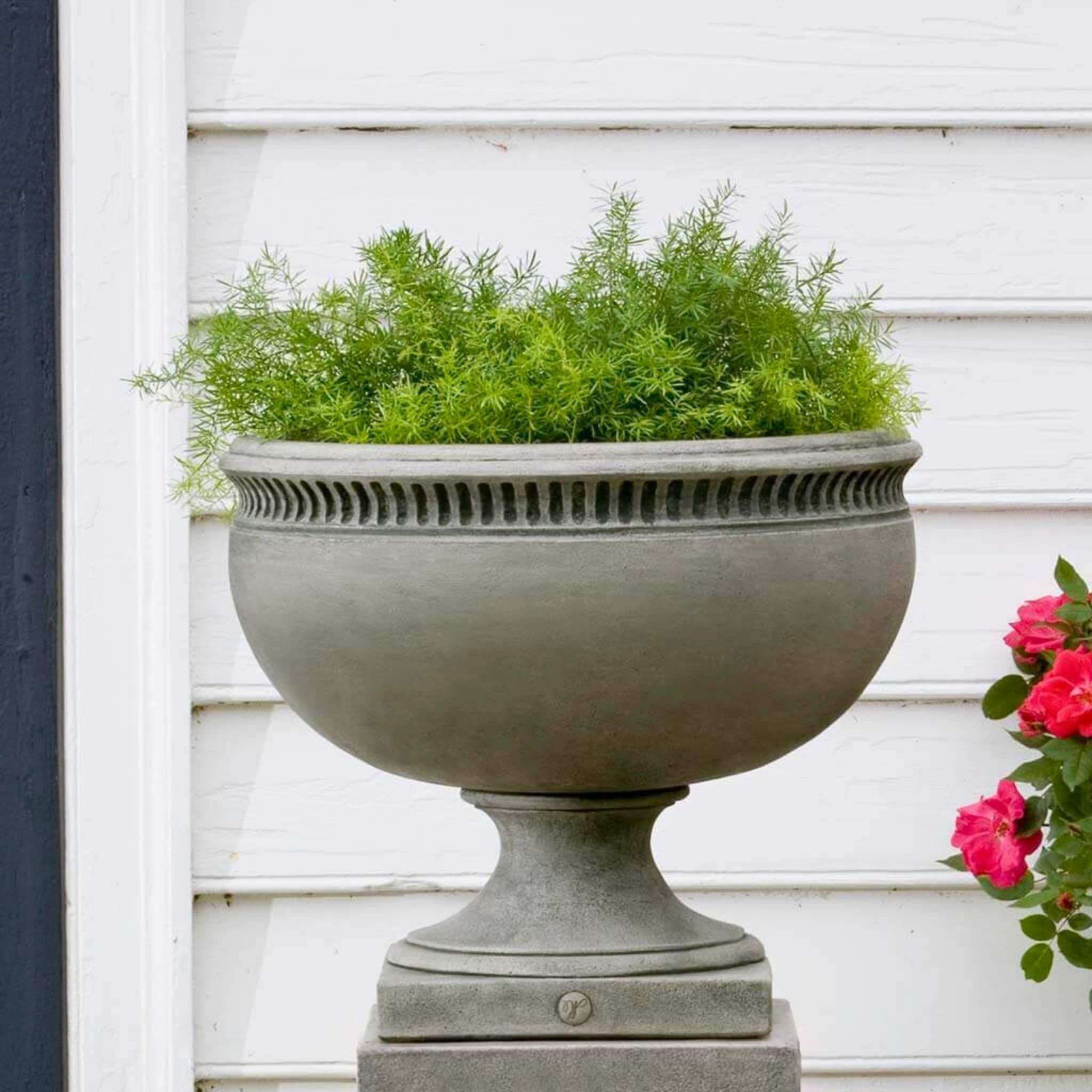 Williamsburg Tayloe House Concrete Urn Planter - Campania #P459
