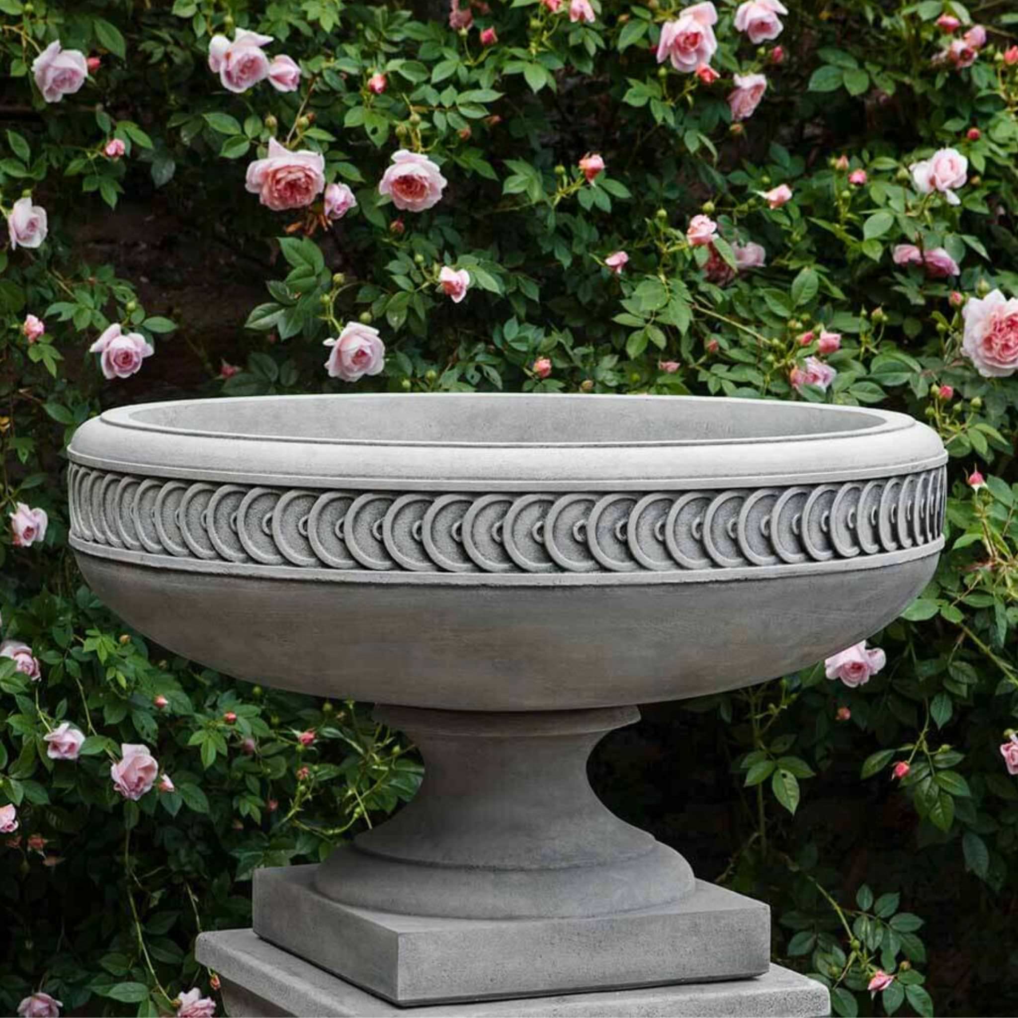 Chatham Concrete Urn Planter - Campania #P701