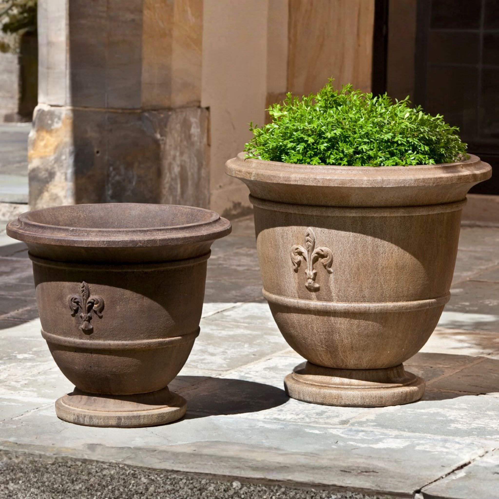 Fleur de Lis Concrete Urn Planters - Campania P573 P574