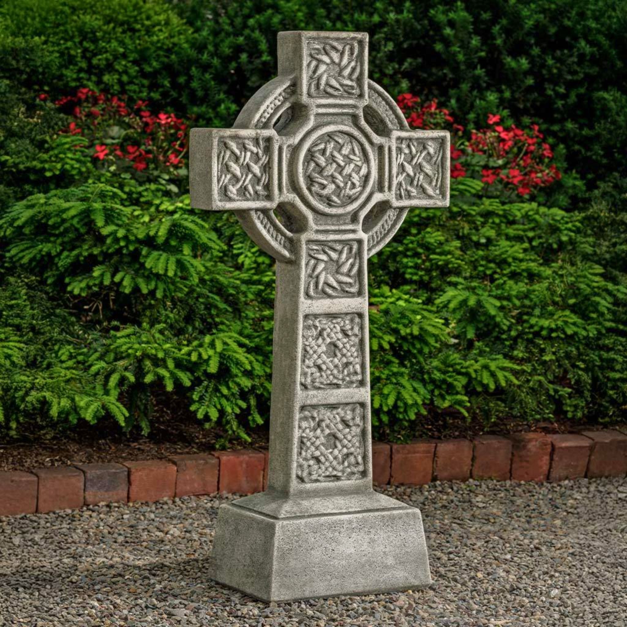Donegal Cross Concrete Garden Statue - Campania #R128 - Celtic Decor