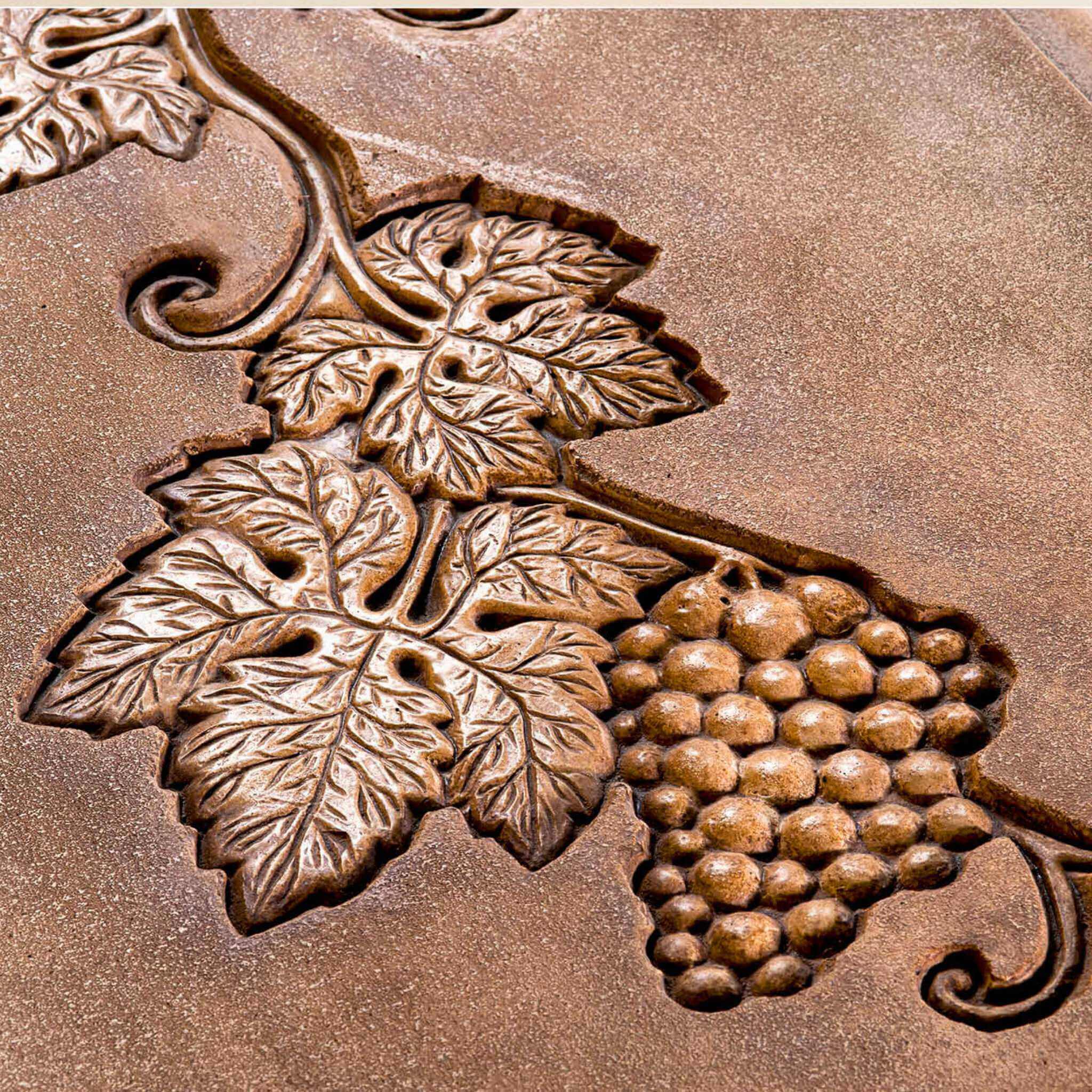 Vitis Curved Concrete Garden Bench - Giannini #577