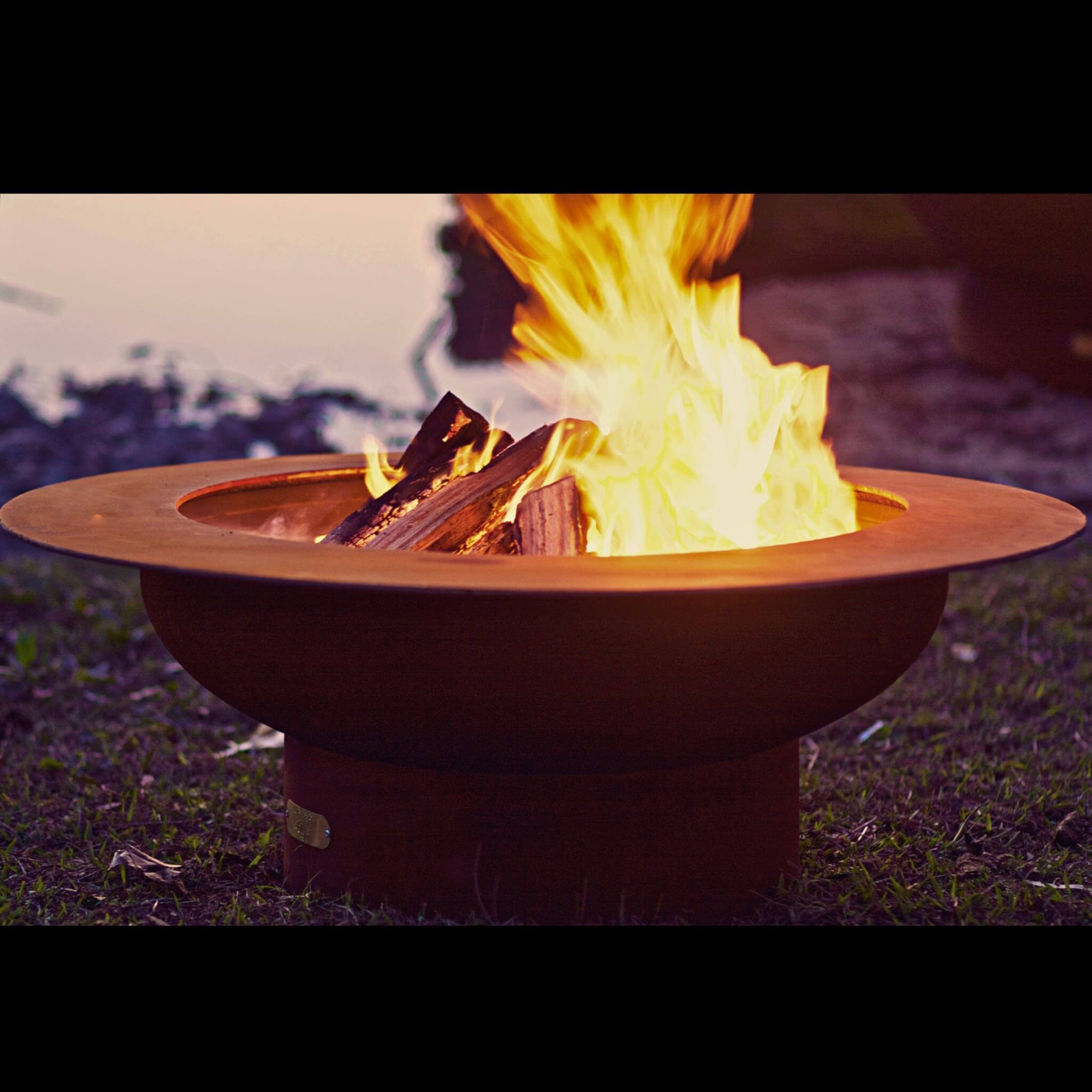 Saturn Gas Fire Pit in Steel - Fire Pit Art