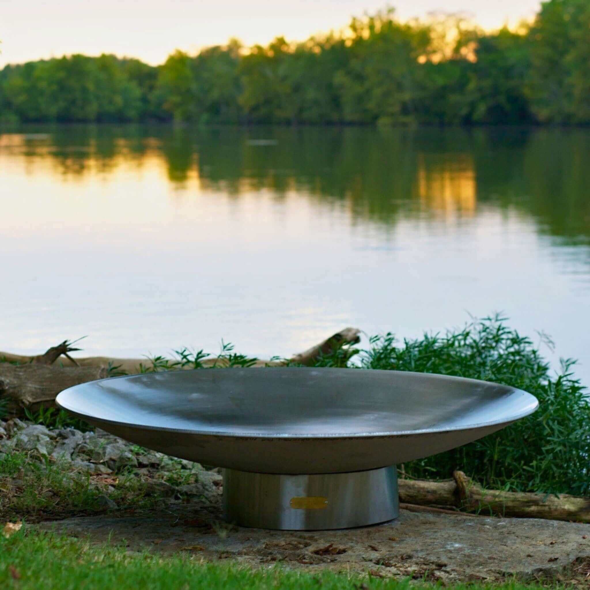 Bella Vita Series Gas Fire Pit in Steel - Fire Pit Art