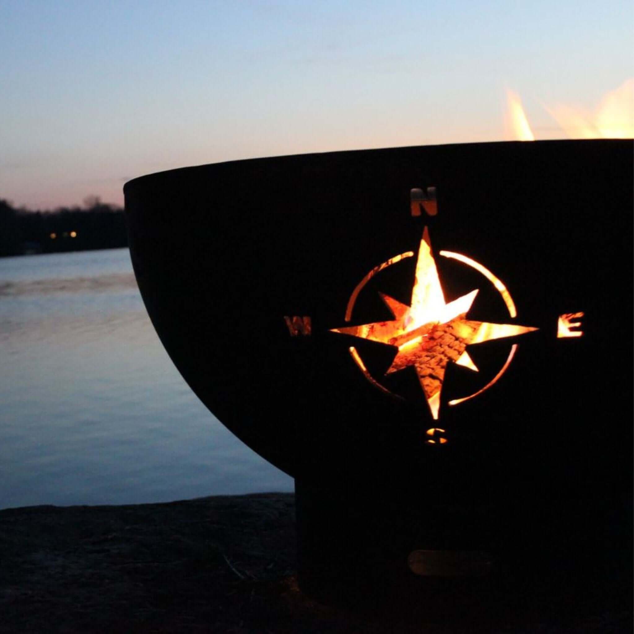 Navigator Gas Fire Pit in Steel - Fire Pit Art