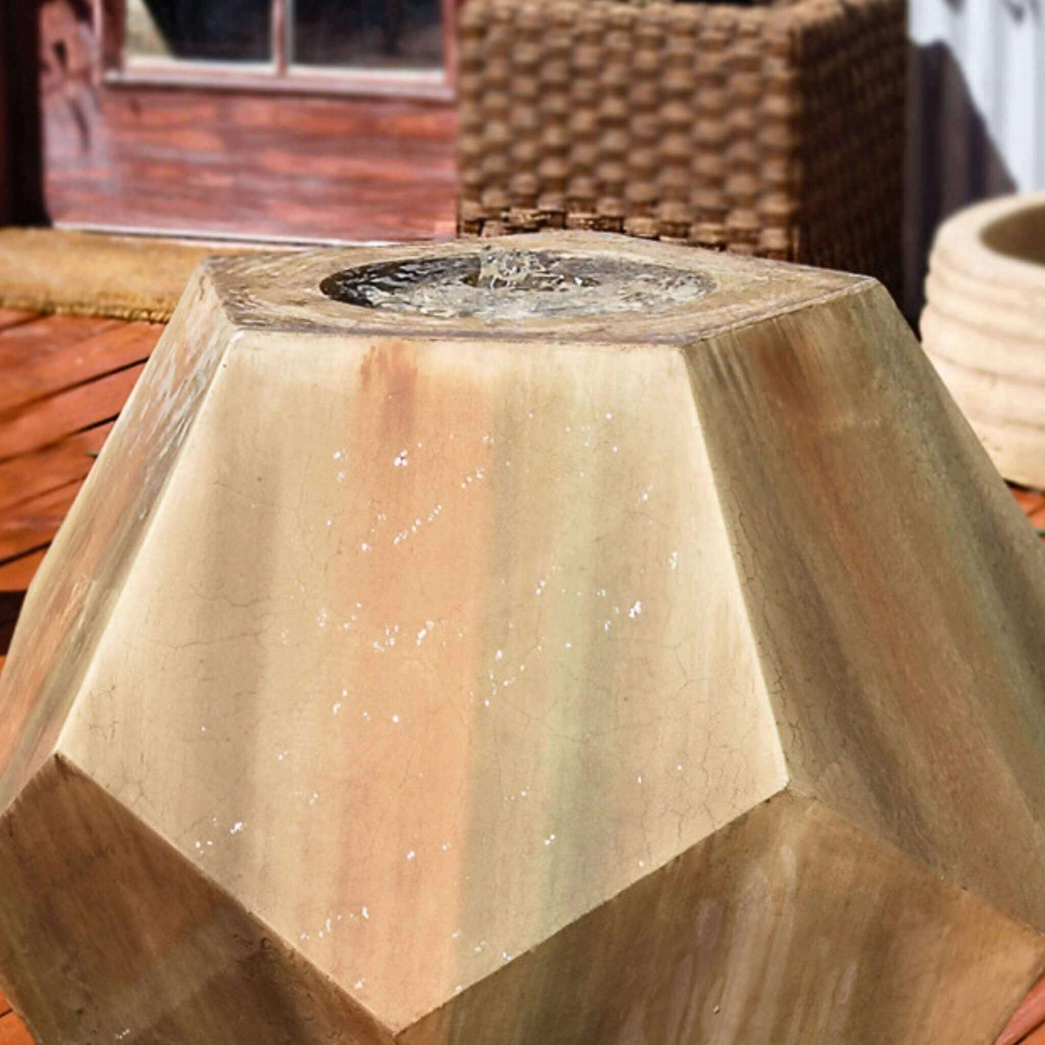 Twelve Sided Modern Concrete Fountain - GIST Fountains