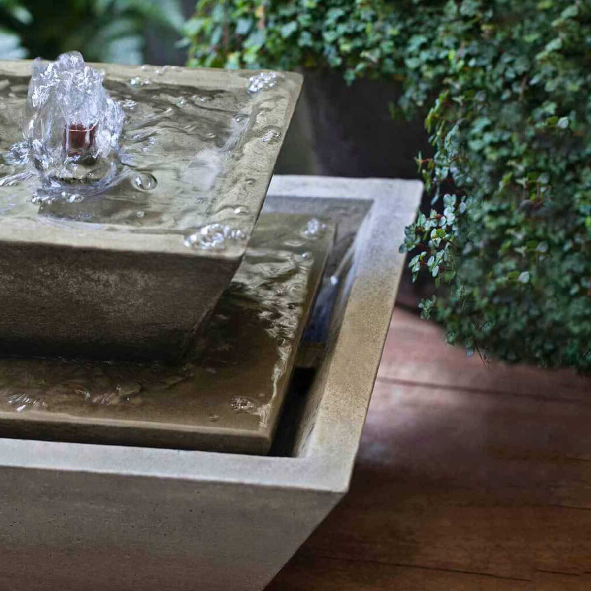 The Kenzo M-Series Concrete Fountain - Campania #FT262