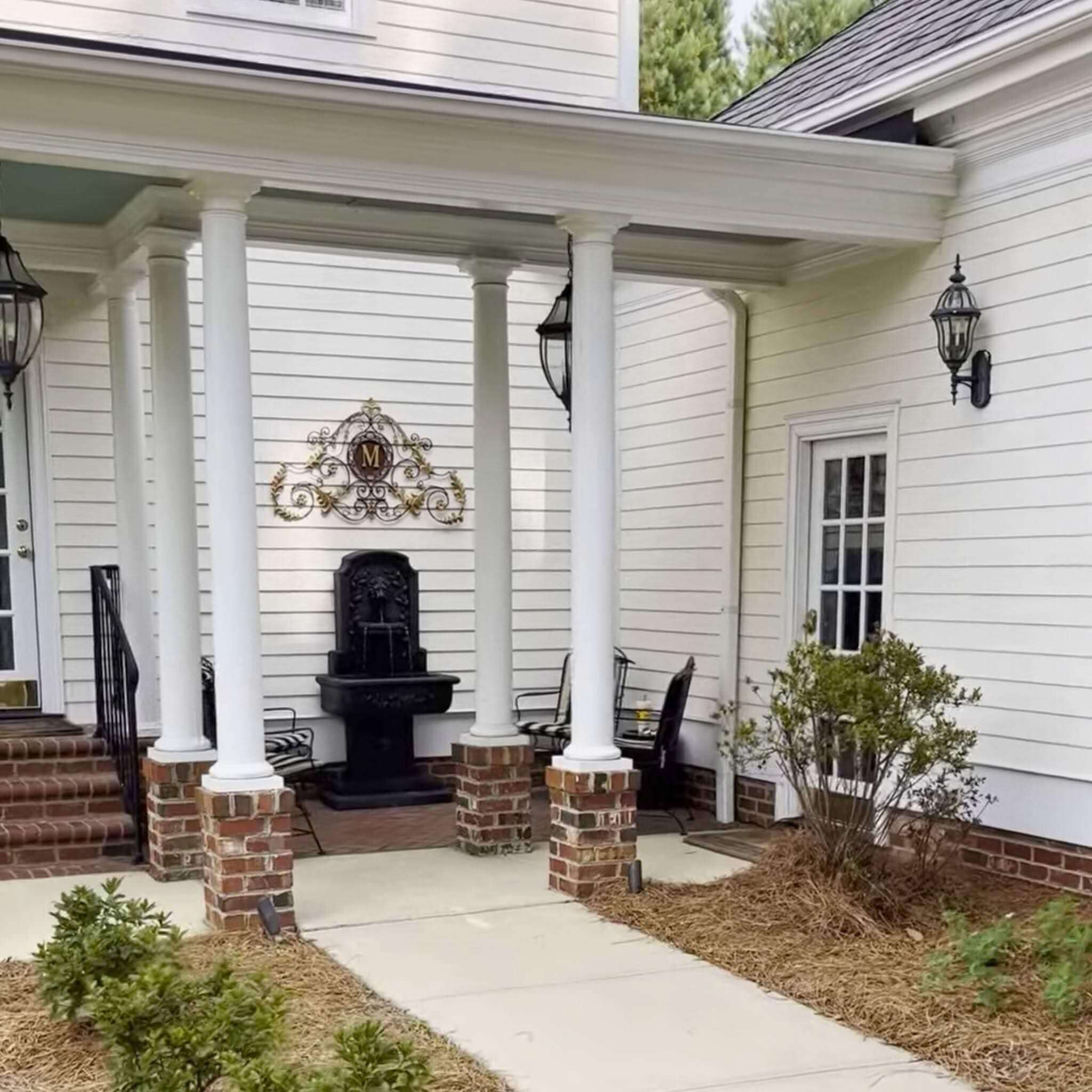 Sorrentine Lion Head Concrete Wall Fountain - Giannini #1189