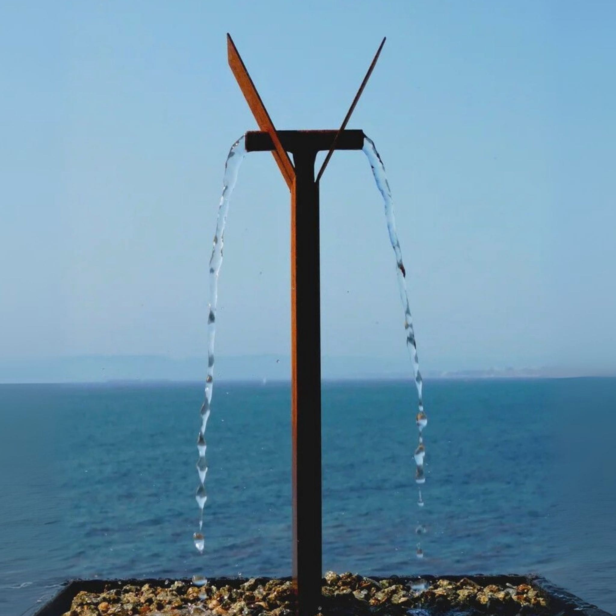 Y2 Modern Fountain in Steel