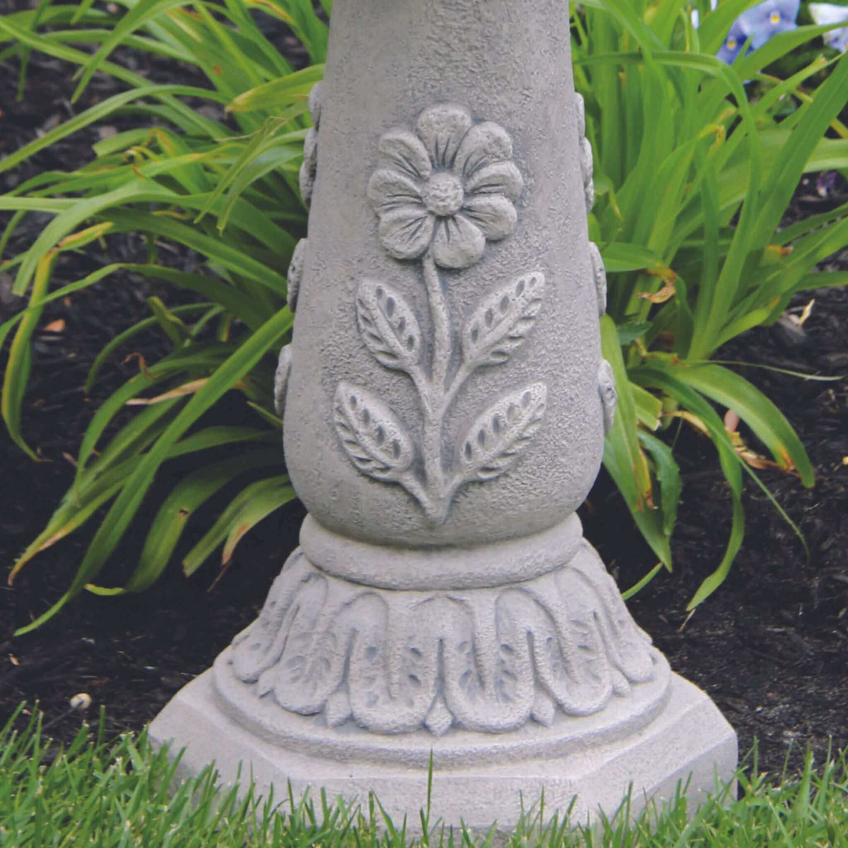 Daisy 2-Piece Concrete Bird Bath - Massarellis #9492