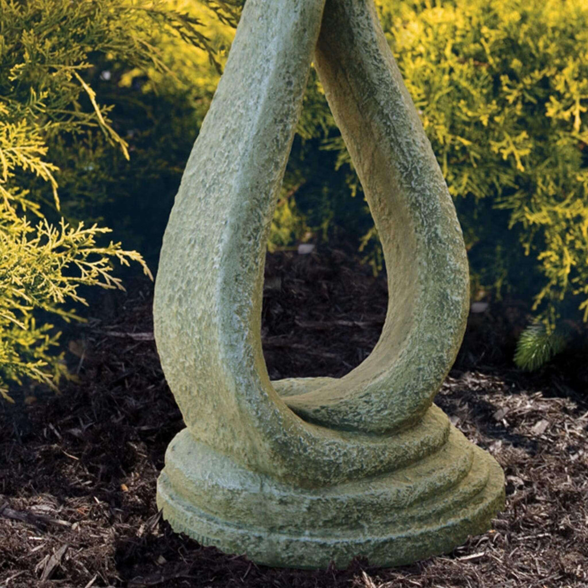 Ribbon 1-Piece Concrete Bird Bath - Massarellis #9728