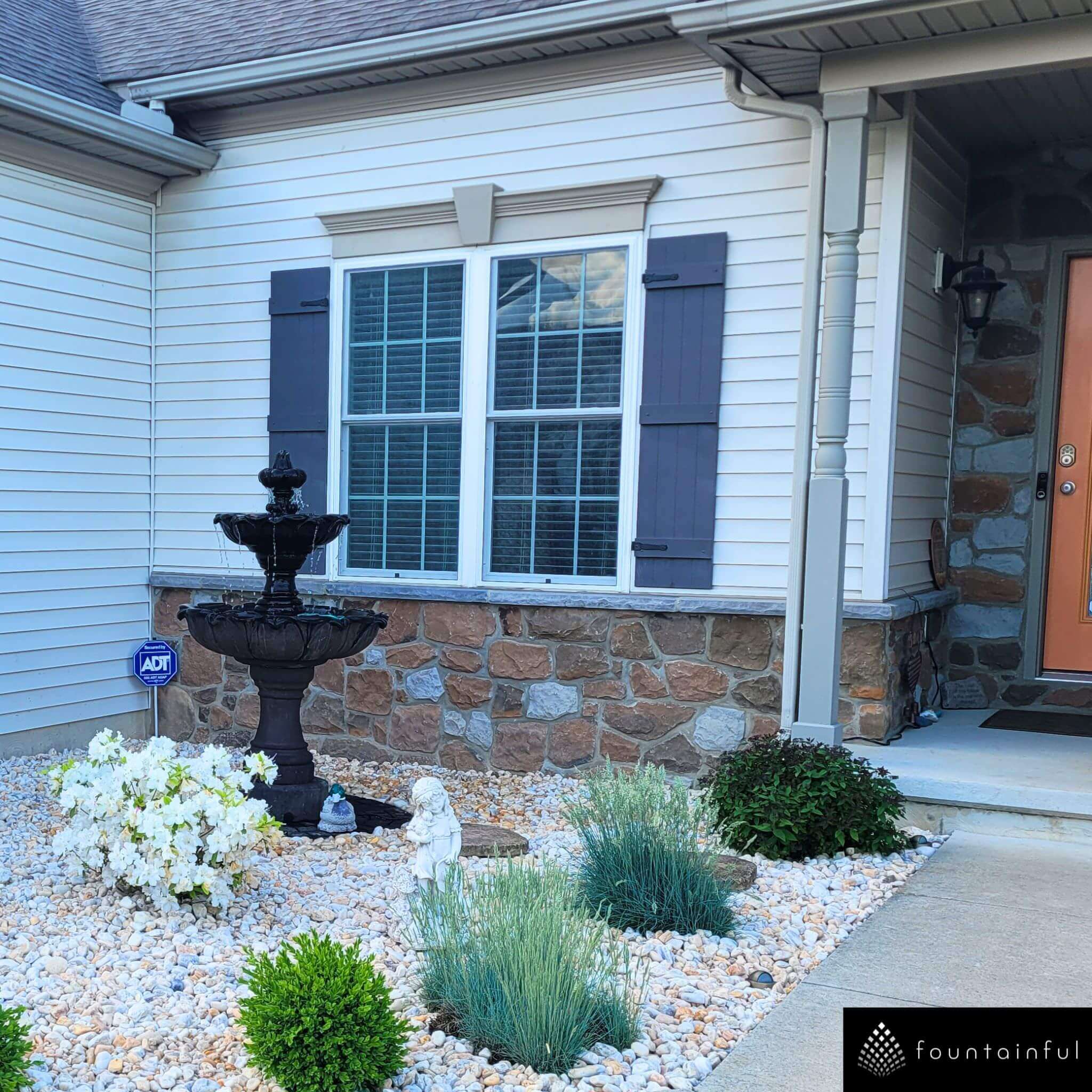 Gardenia 2-Tier Concrete Fountain - Giannini #1214