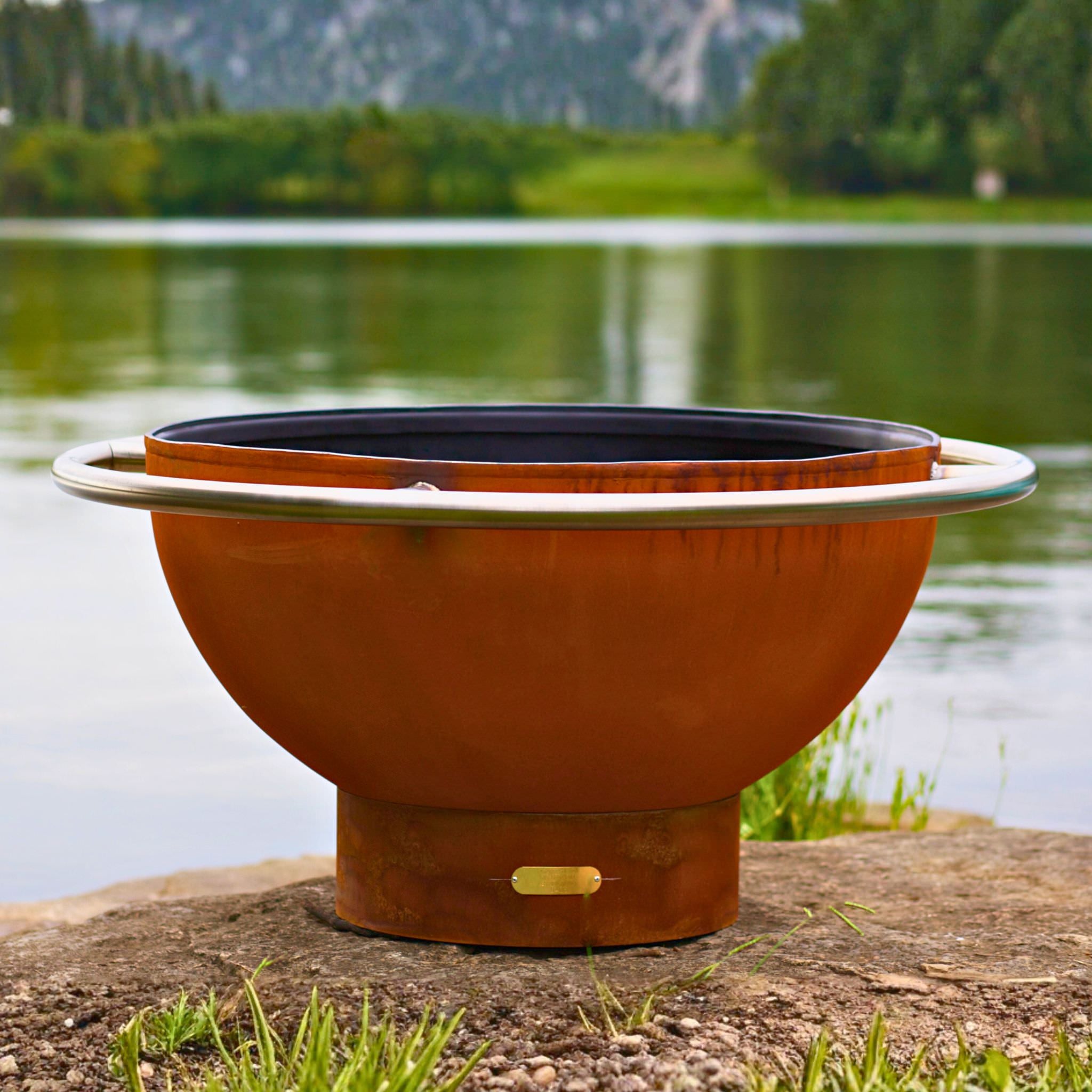 Bella Luna Gas Fire Pit in Steel - Fire Pit Art