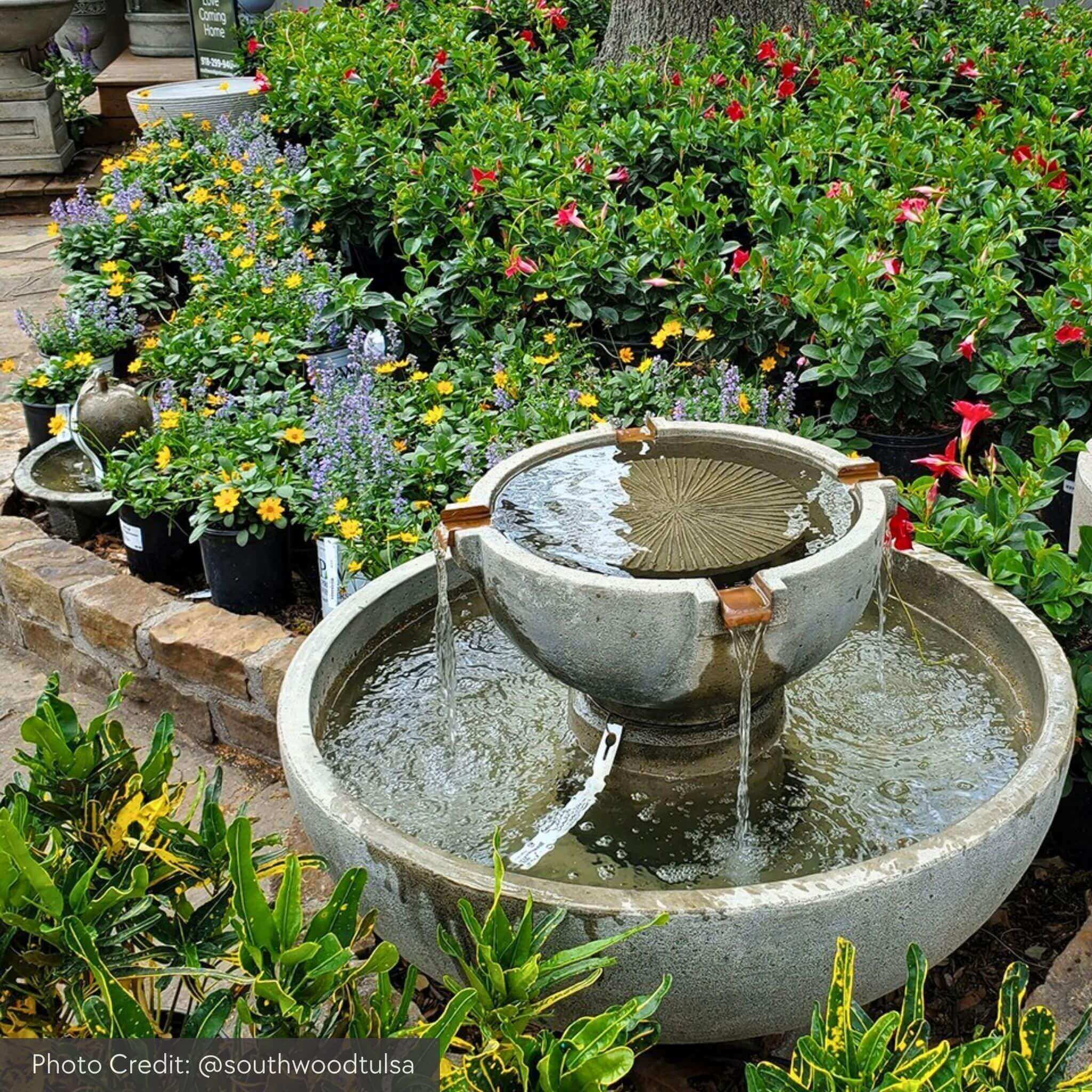 Small Del Rey Concrete Fountain - Campania #FT317