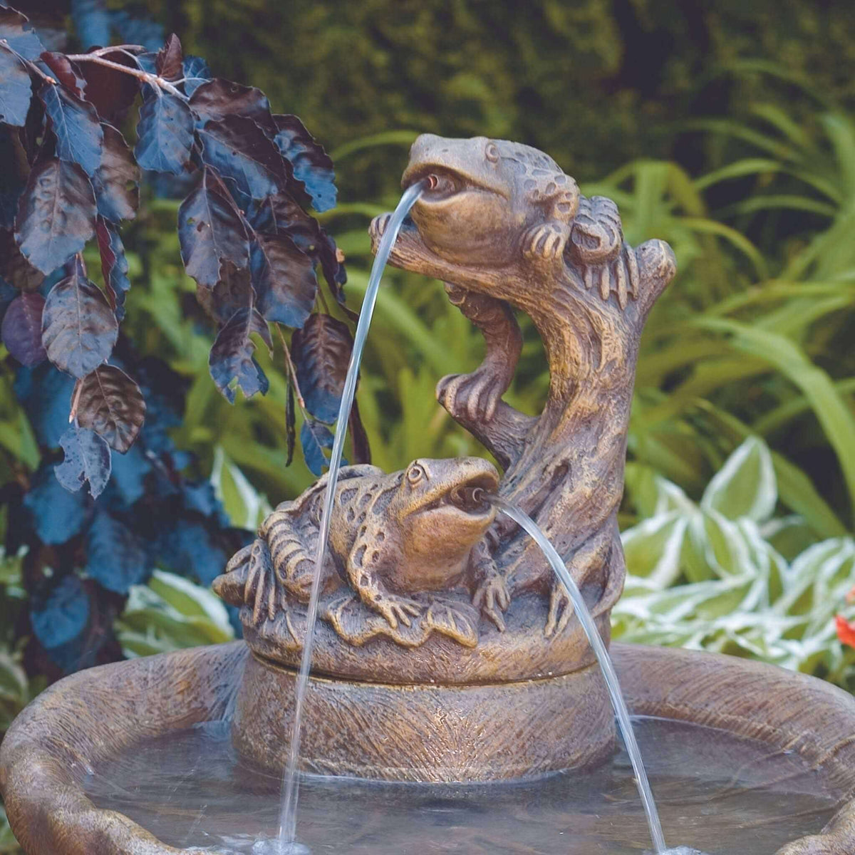 Leaf & Frog Spitter Style Concrete Fountain - Massarellis #3390