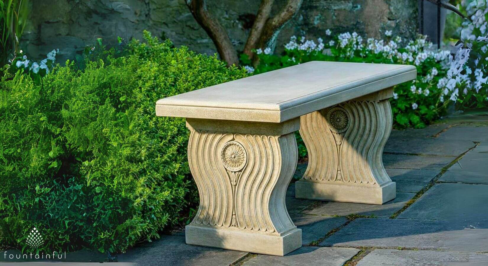 Memorial Benches for Gardens: Choosing a Bench & Engraved Plaque
