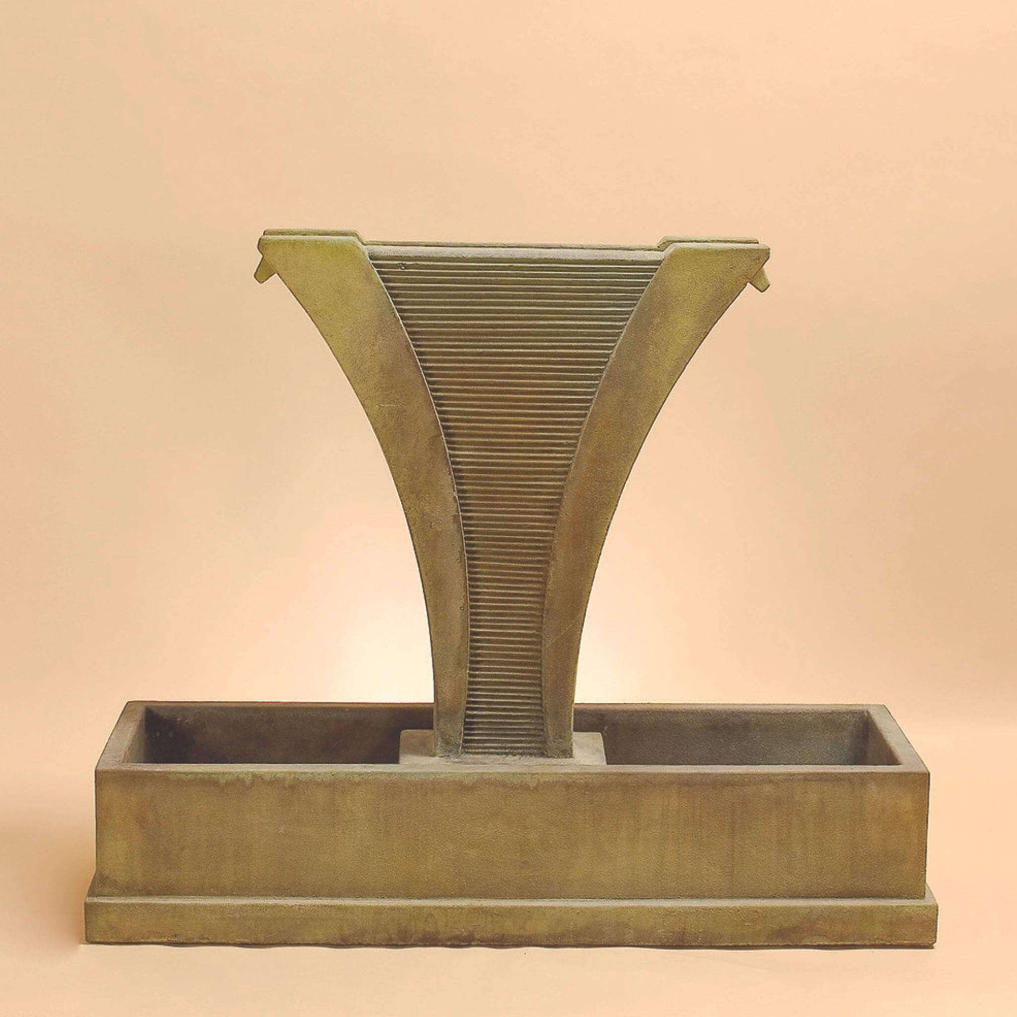 Diesse Concrete Fountain w/Side Spouts
