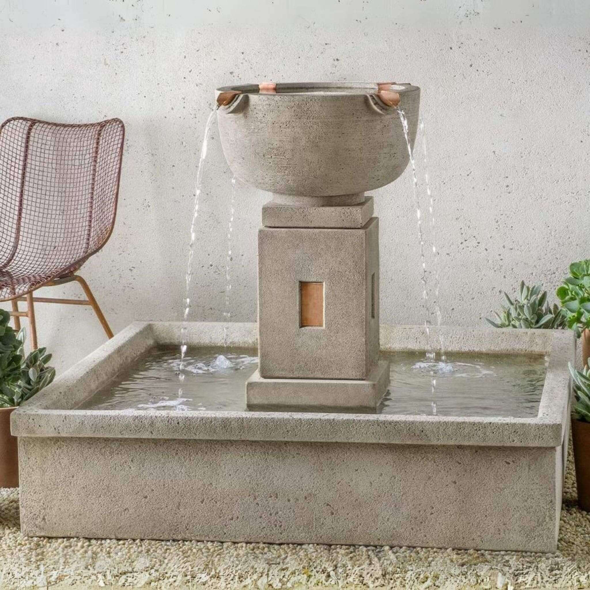 The Edo Concrete Fountain - Campania #FT418