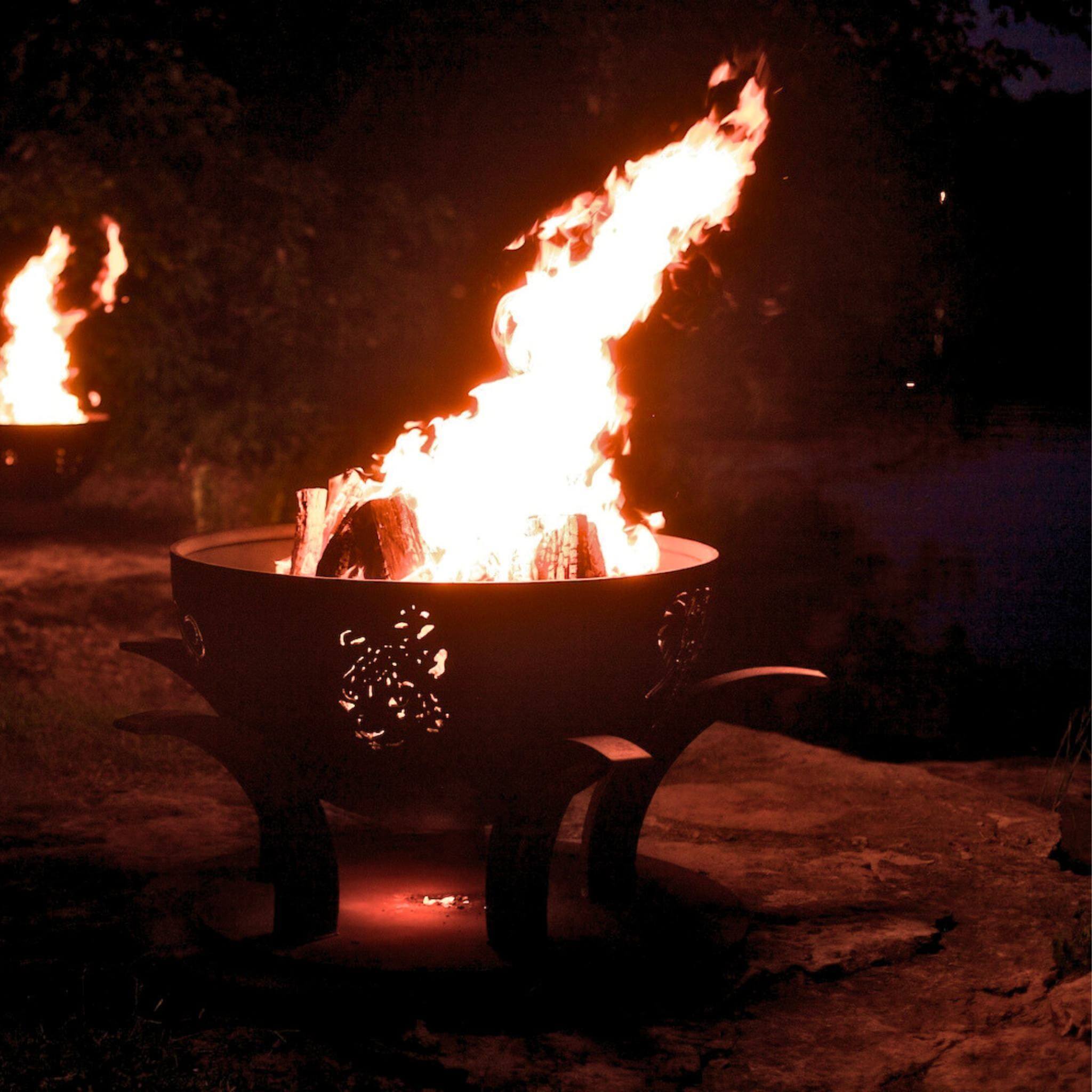 "Africa's Big Five" Wood Burning Fire Pit in Steel - Fire Pit Art