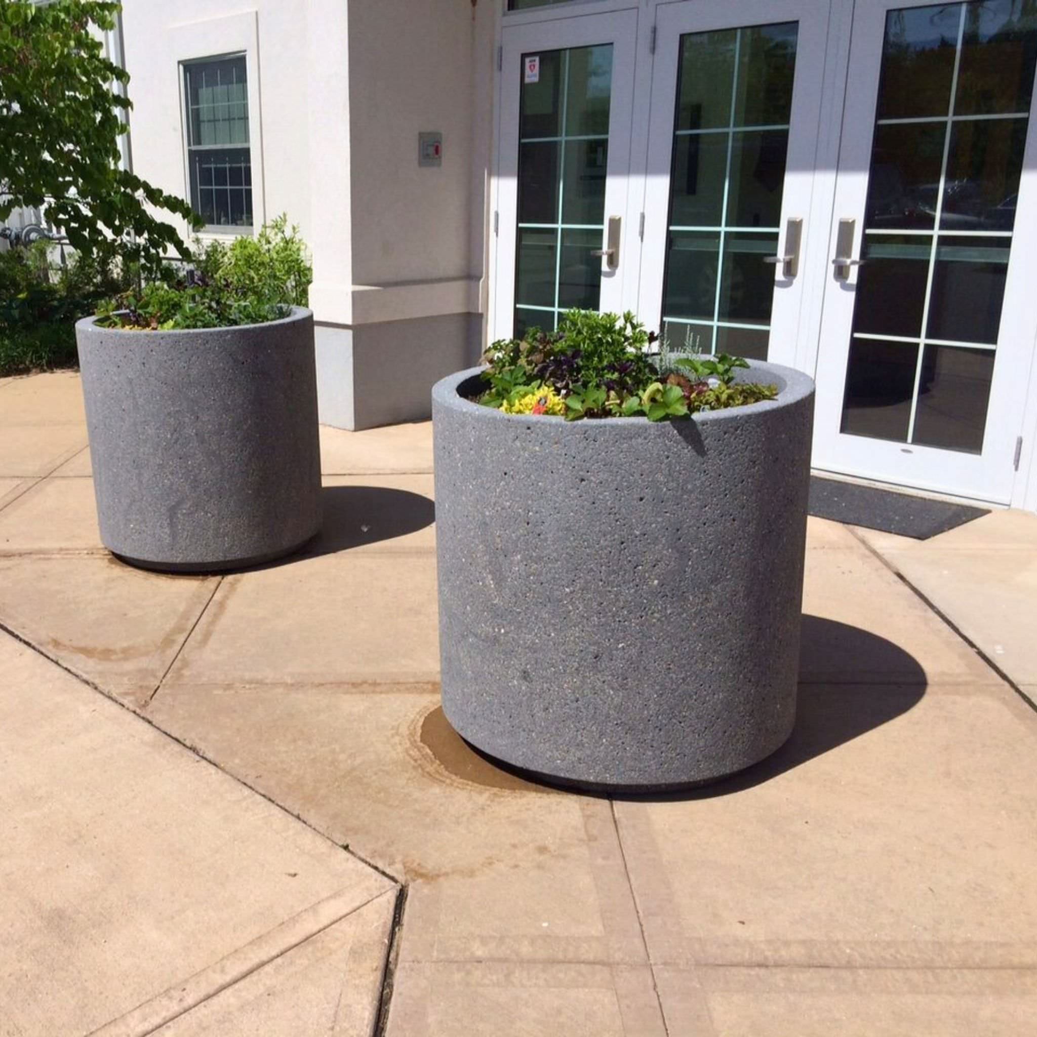Classic Round Concrete Planter - Thumbnail 2