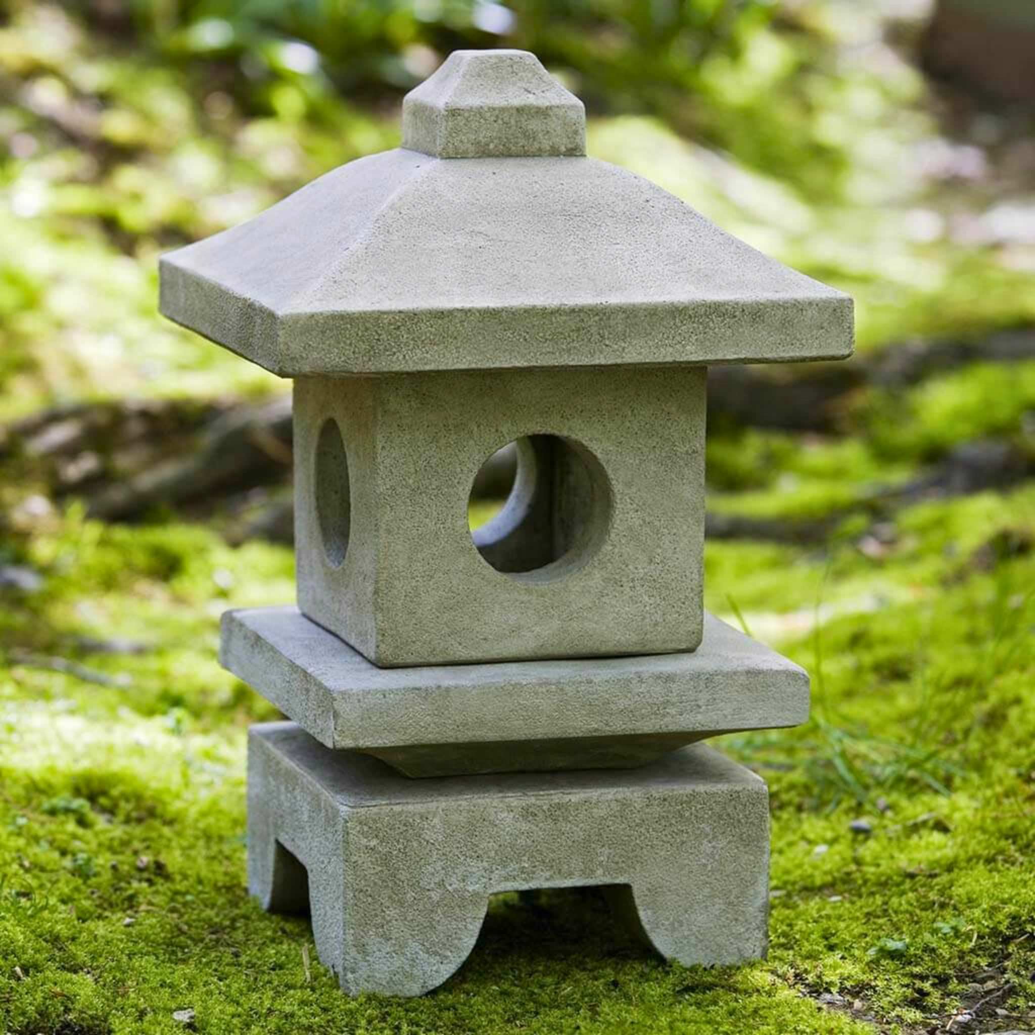 Katsura Lantern Concrete Garden Statue - Campania #OR108