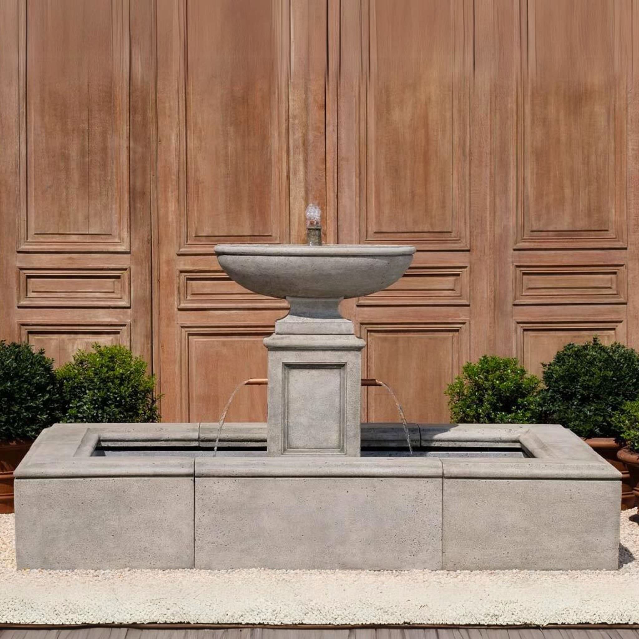 La Riviere Concrete Fountain - Campania #FT416