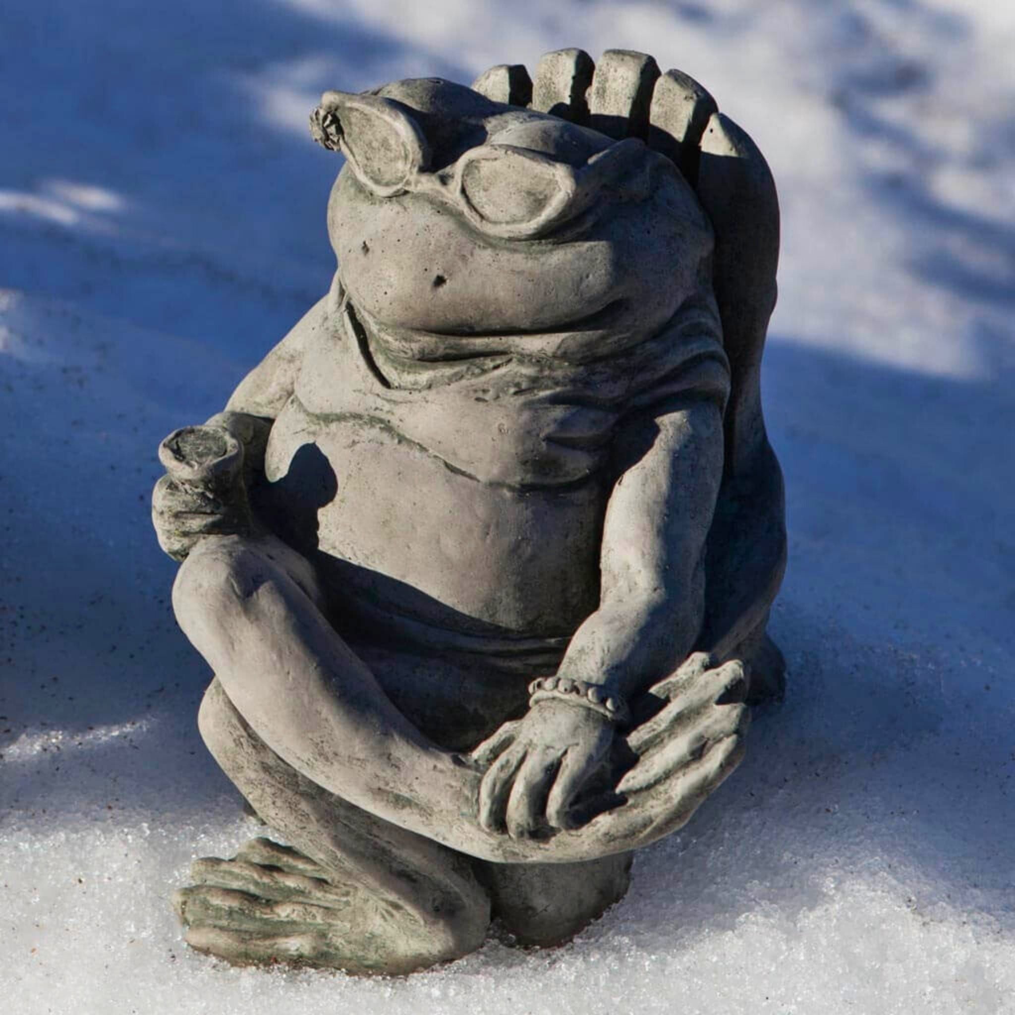 Doris on the Beach Concrete Frog Statue