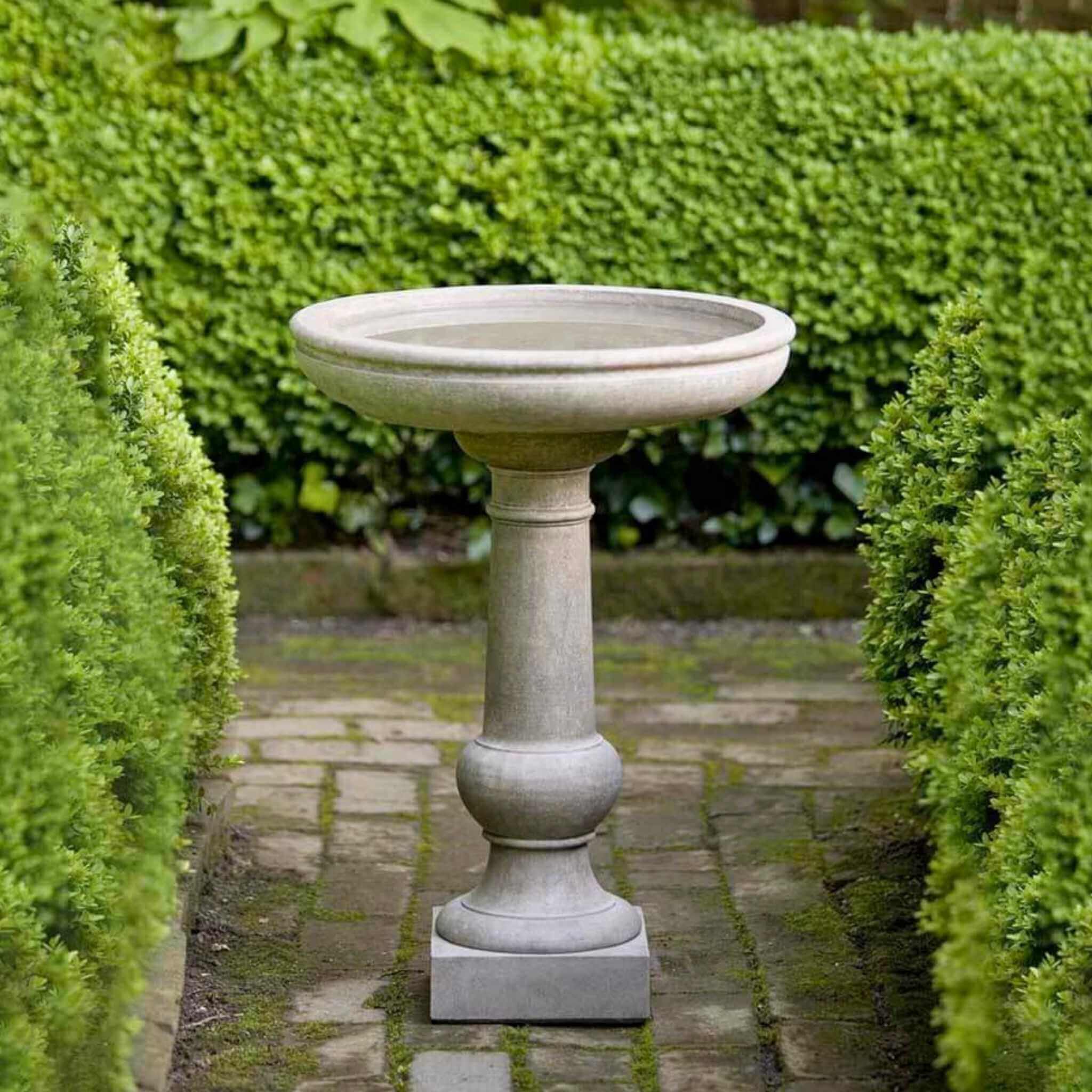 Williamsburg Tea Table Concrete Bird Bath - Campania #B120
