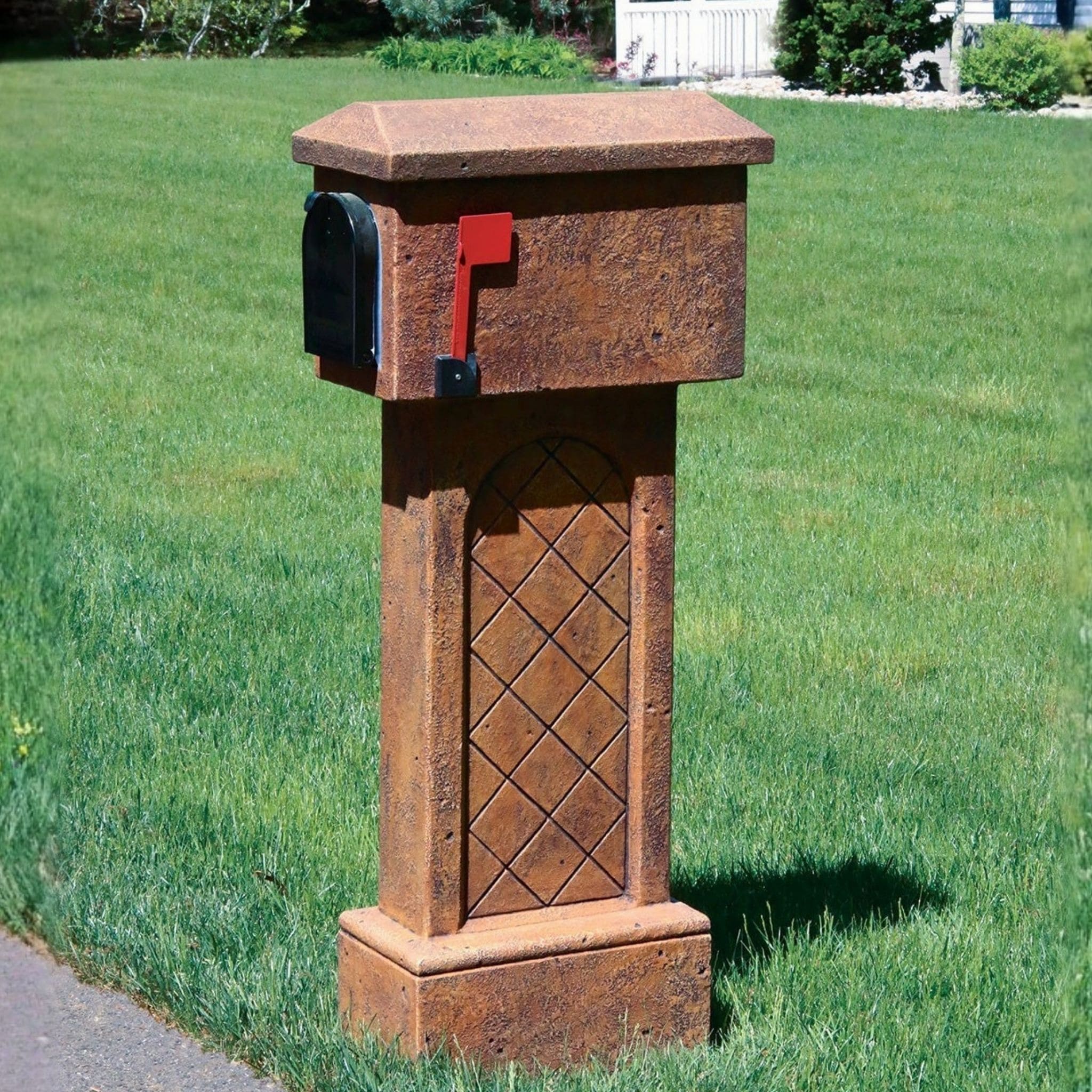 Tiled Concrete Mailbox - Massarellis #4744