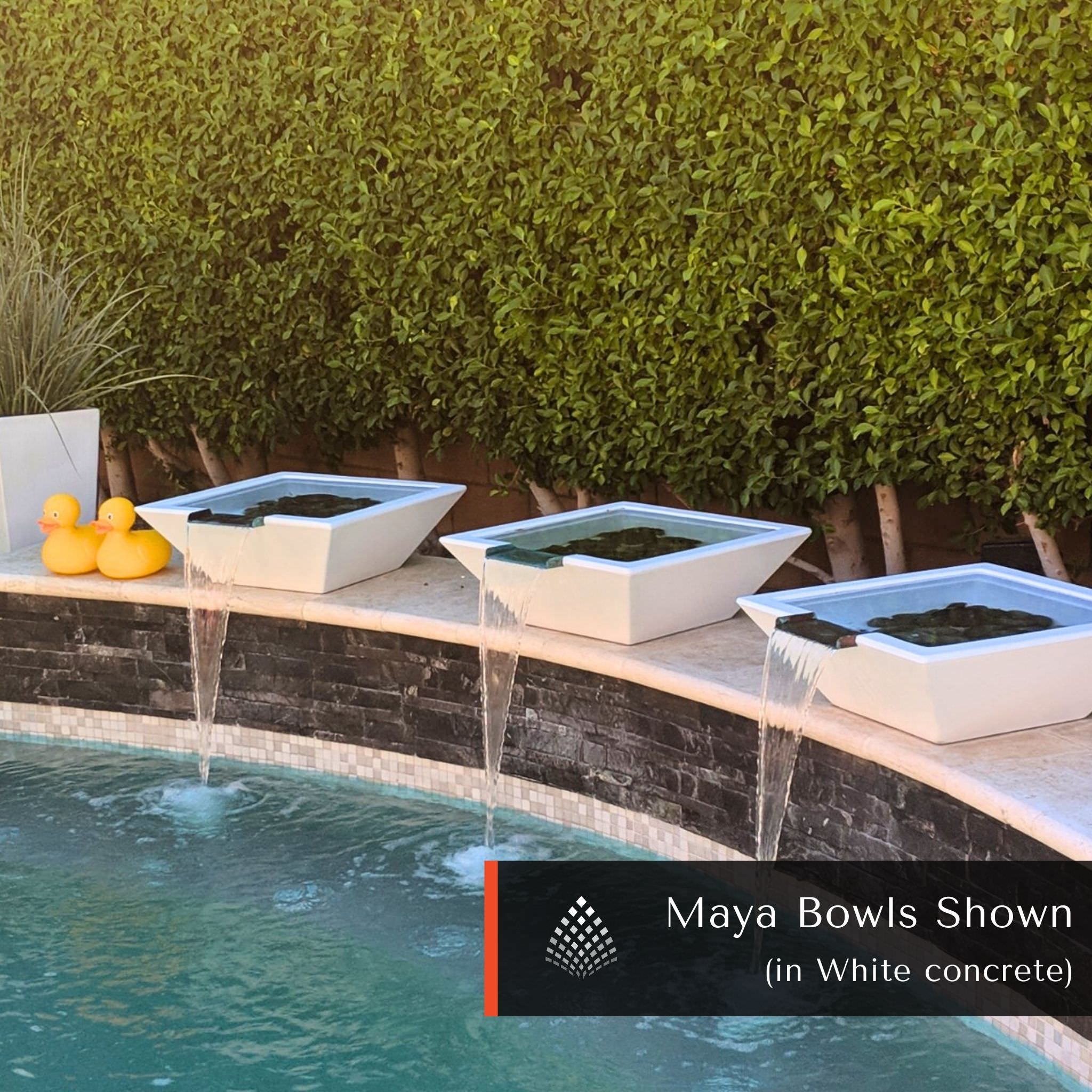 "Luna" Concrete Water Bowl - The Outdoor Plus