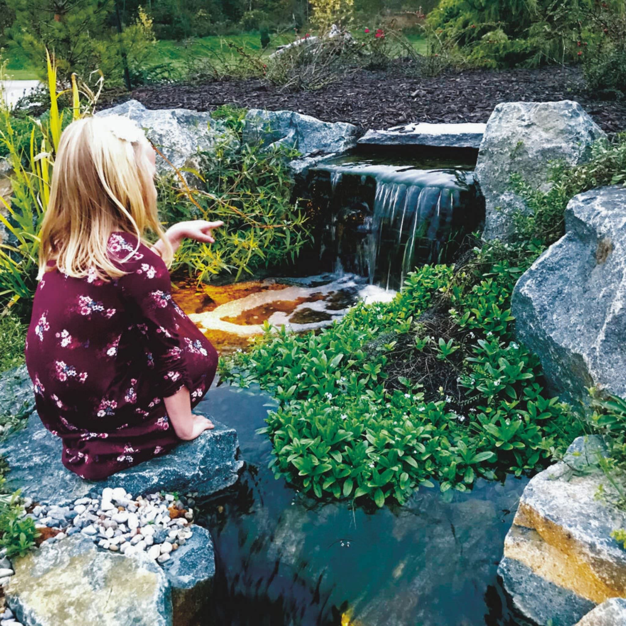 Elite Large Pondless Waterfall Kit - Blue Thumb