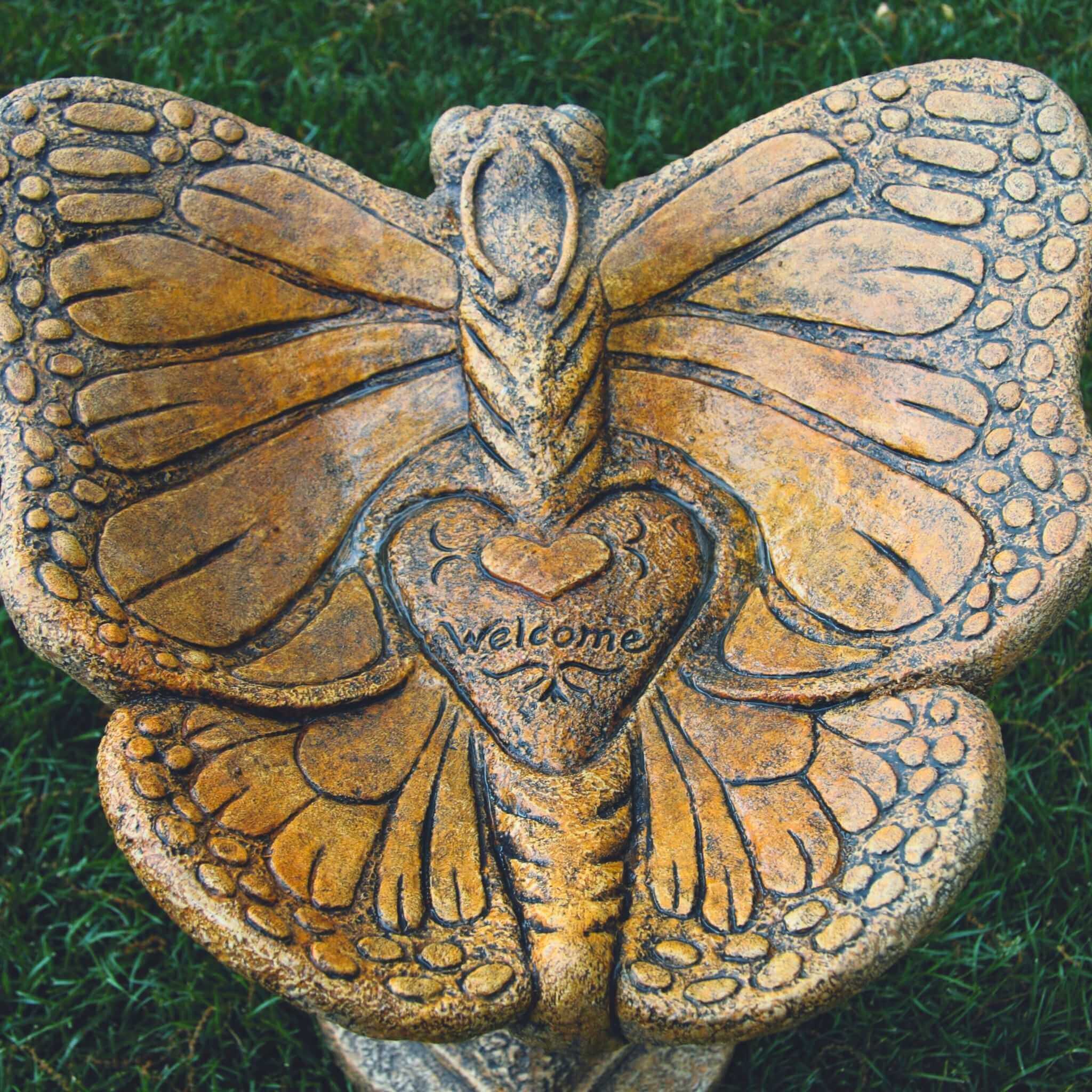 Butterfly & Flowers Concrete Bird Bath - Thumbnail 2