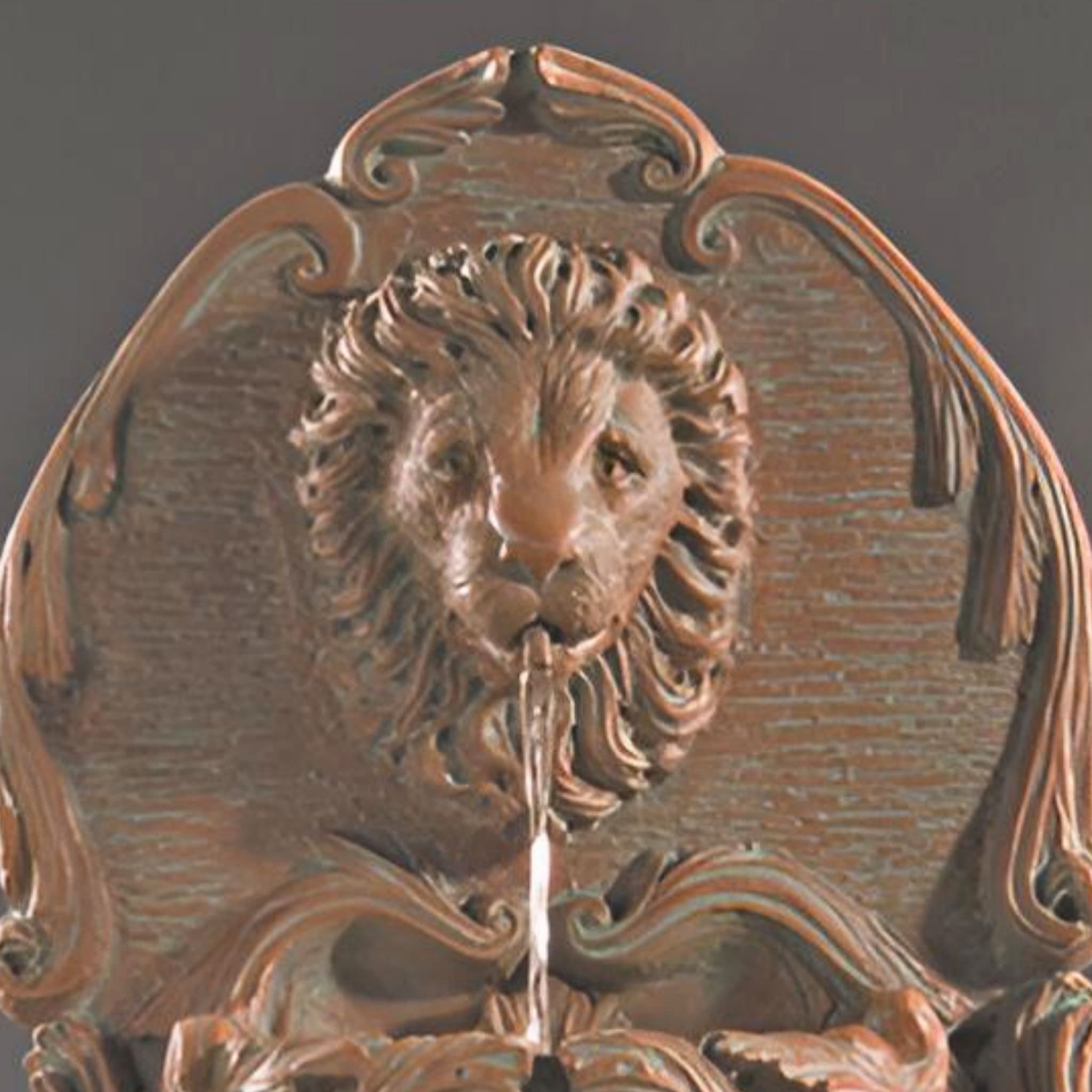 Lion Hanging Concrete Wall Fountain - Fiore #2032