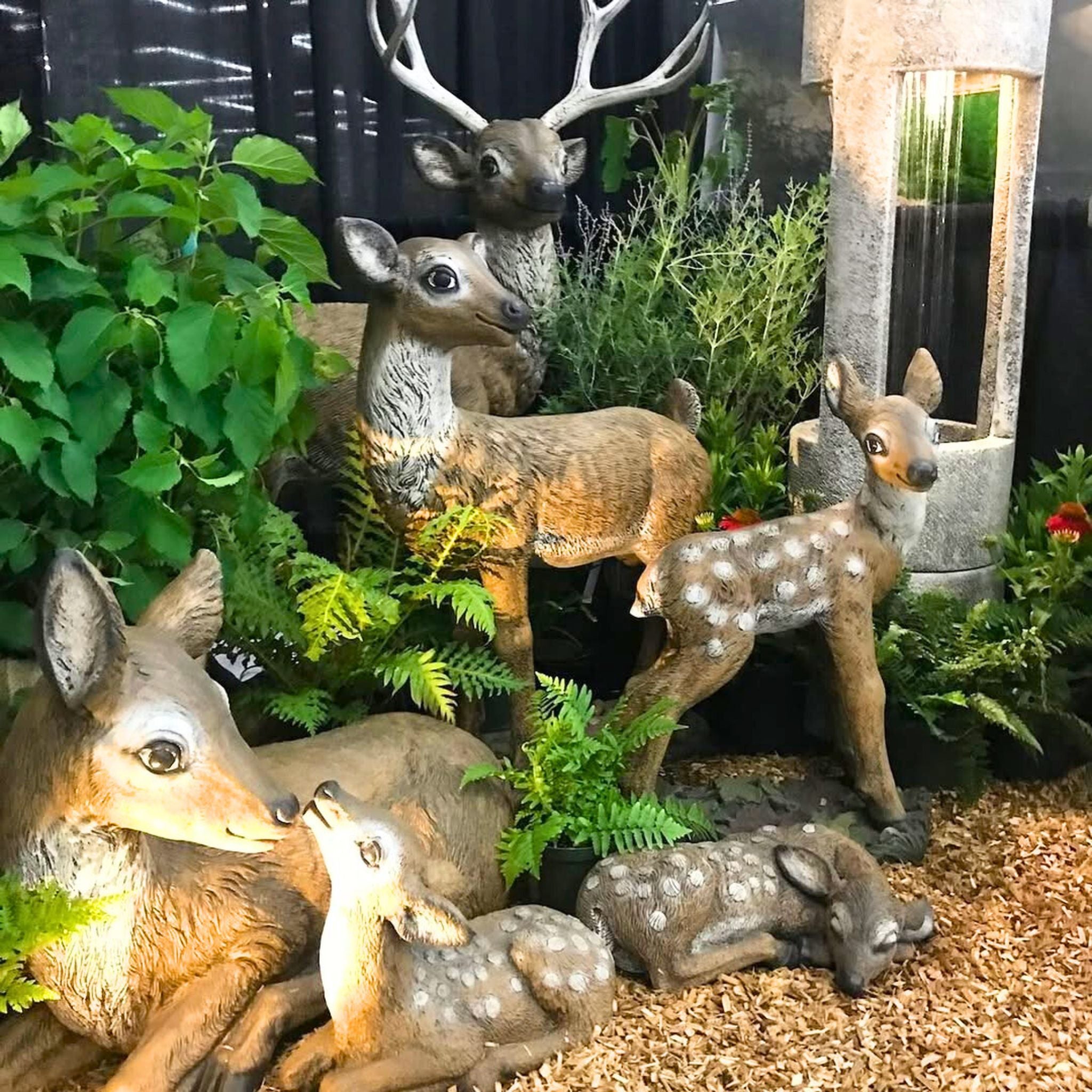 Mule Deer Buck Concrete Garden Statue - Fiore #580
