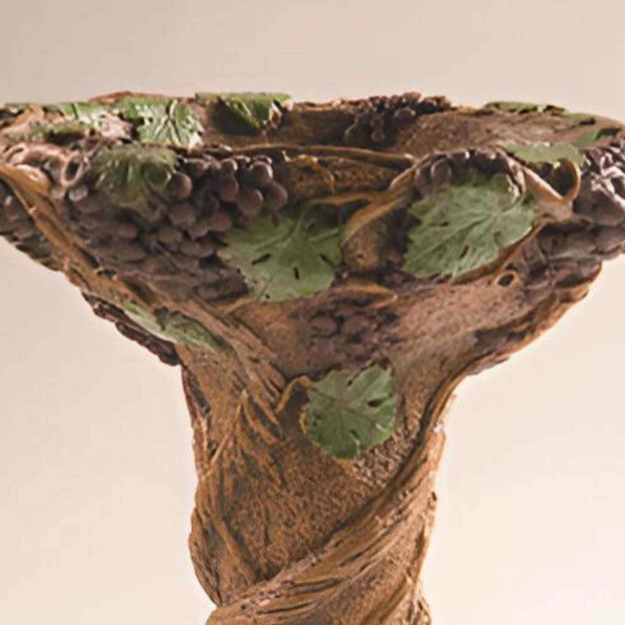 Vineyard Concrete Birdbath - Fiore Stone