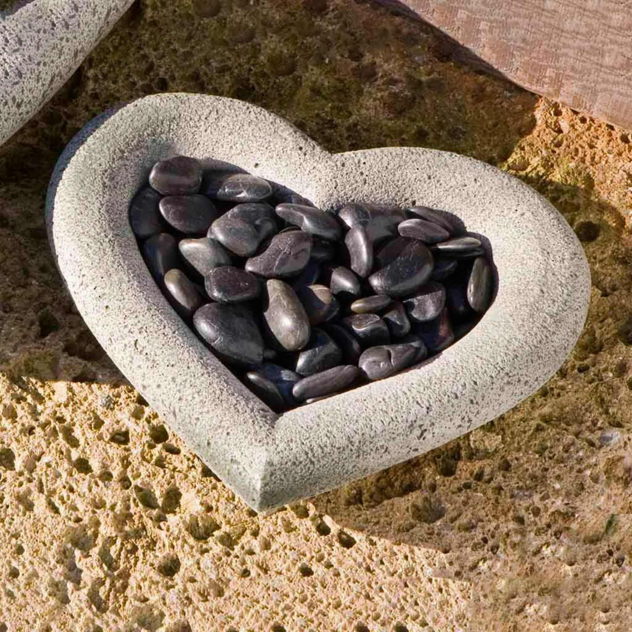 Heart Concrete Shell Bird Bath - Thumbnail 3