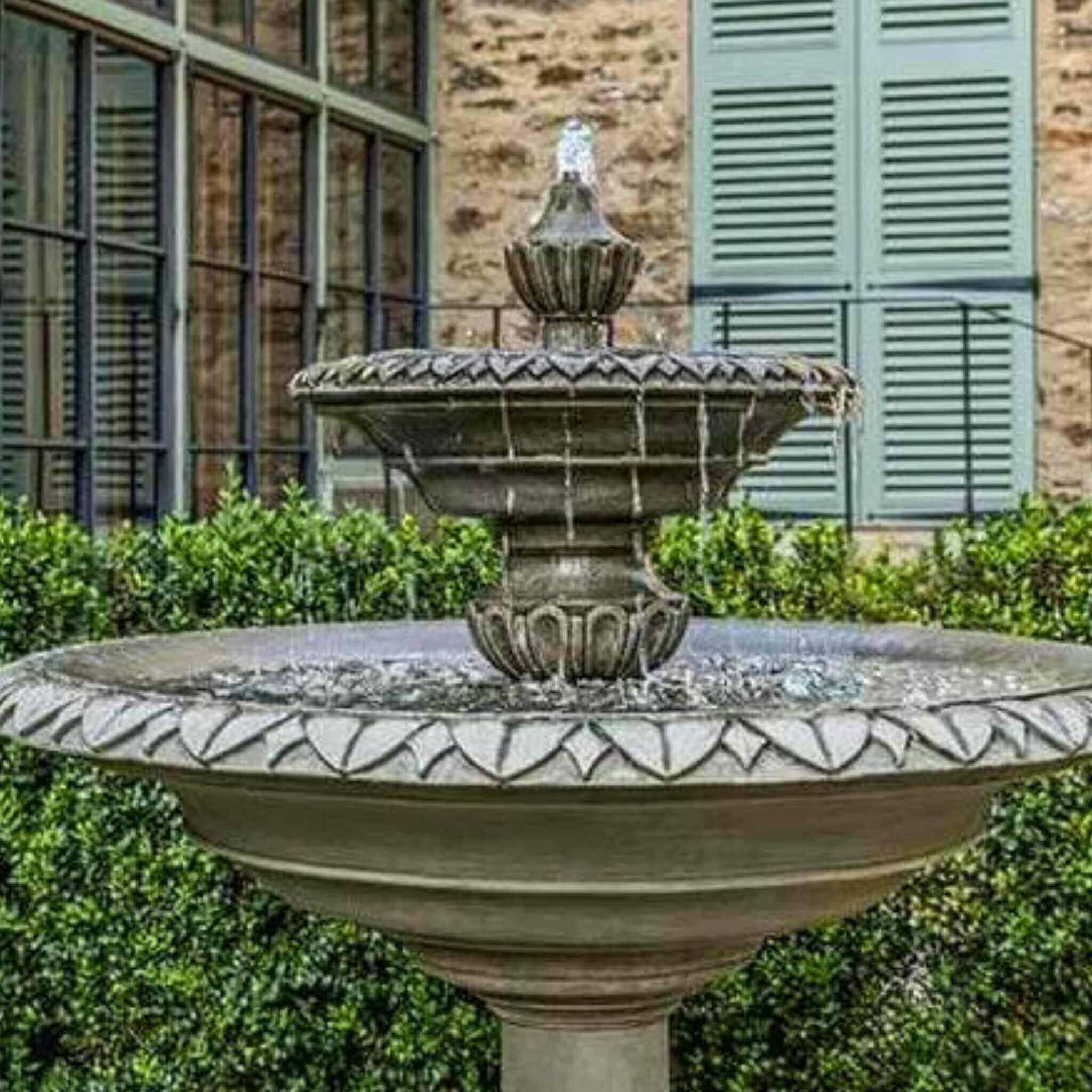 Richmond Hill 2-Tier Concrete Fountain - Thumbnail 3