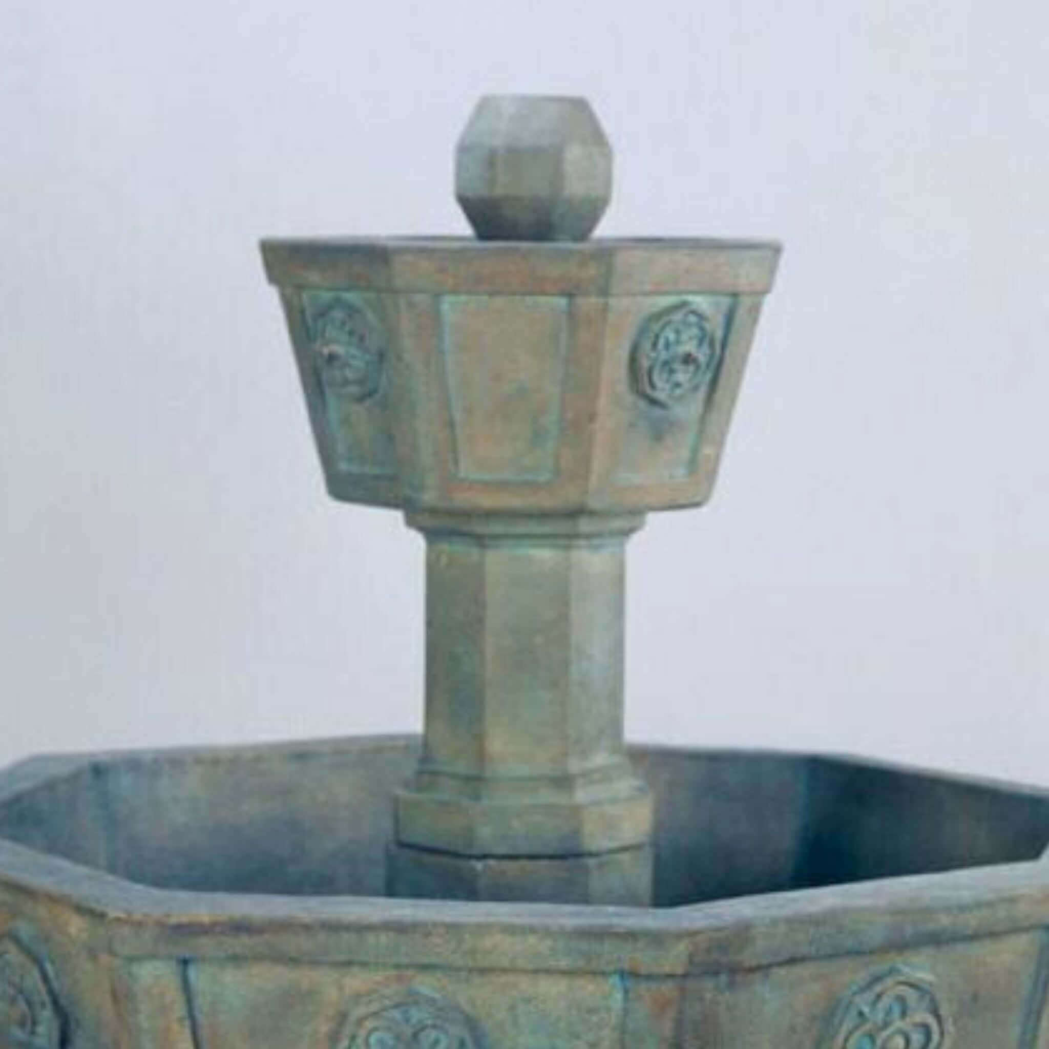 The Neogotico Concrete Fountain - Giannini #1071